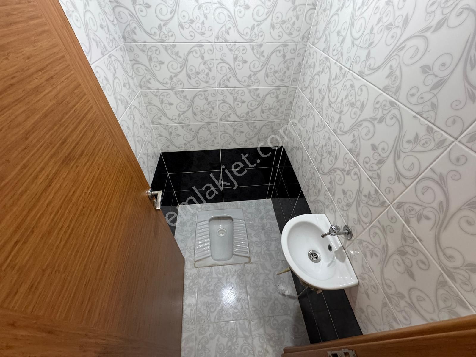 2+1 Ayrı Mutfak-ıskanlı- Boş! Ara Kat Asansörlü Çift Wc Ön Cephe - Görsel 19