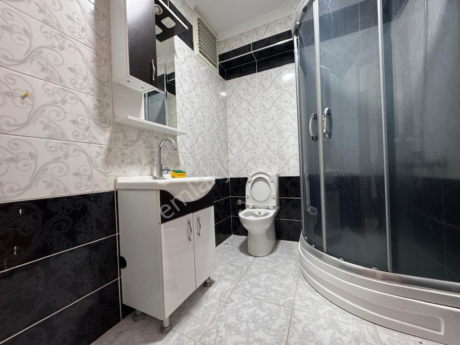 2+1 Ayrı Mutfak-ıskanlı- Boş! Ara Kat Asansörlü Çift Wc Ön Cephe - Görsel 22