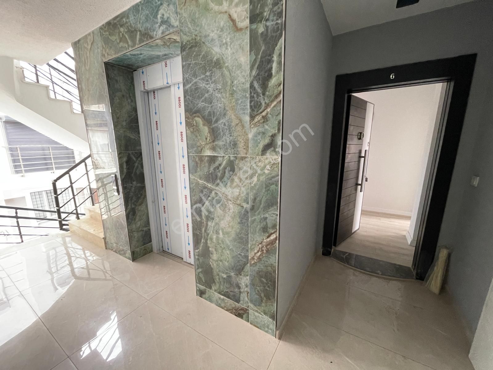 Didim Stadyum Mevkisinde Asansörlü Binada 2+1 Ara Kat Daire - Görsel 3