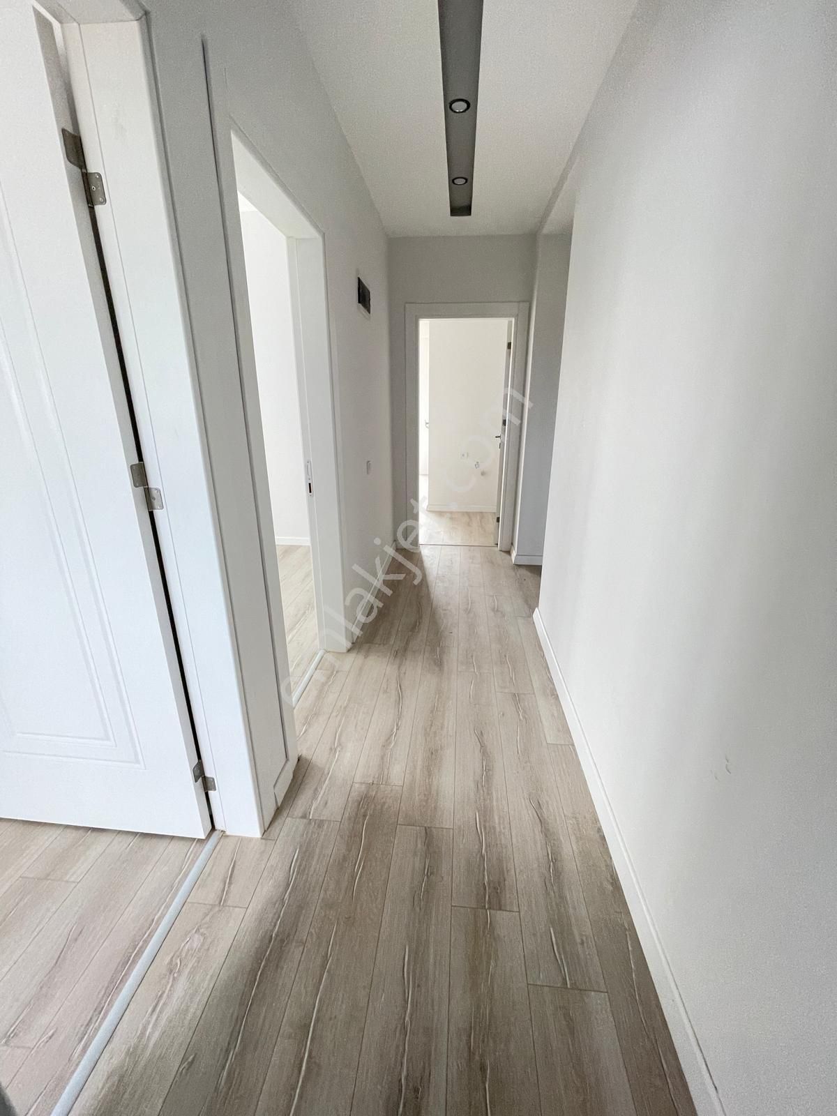 Didim Stadyum Mevkisinde Asansörlü Binada 2+1 Ara Kat Daire - Görsel 5