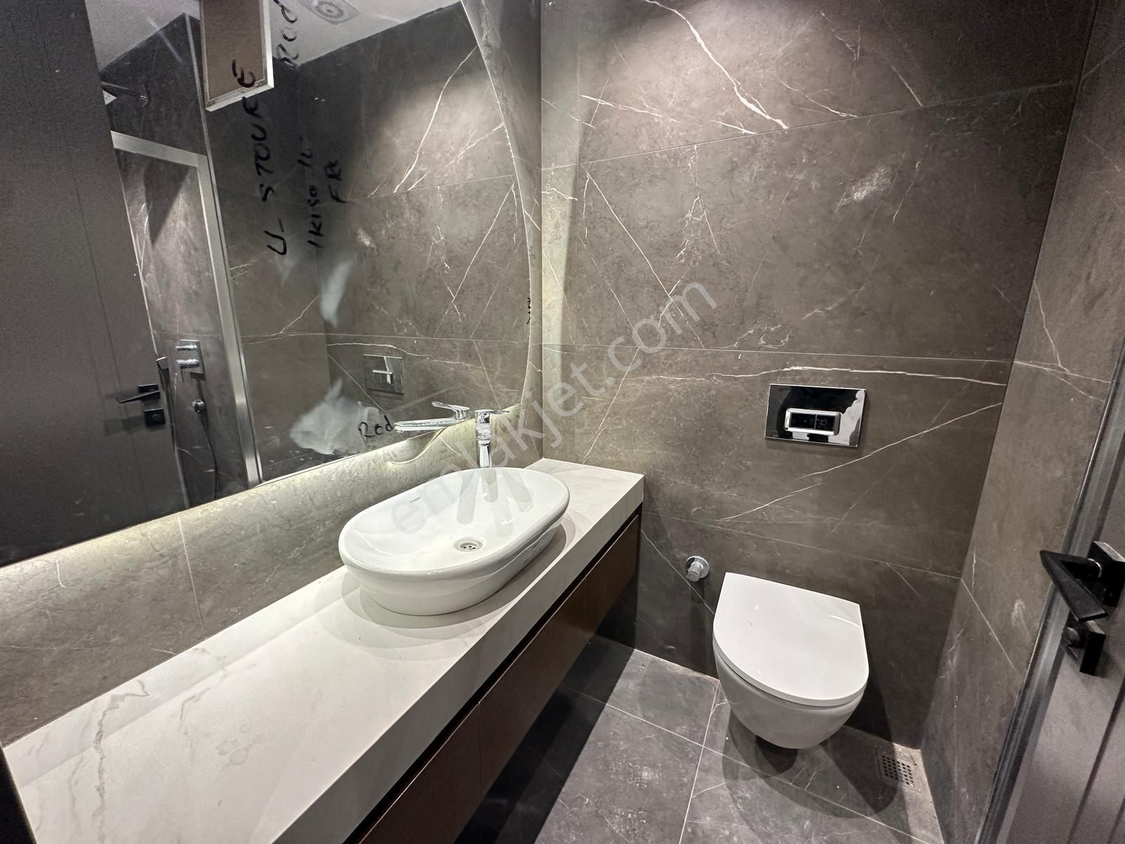 Esentepe’de Prestij Yaşamı! Havuz Manzaralı Ultra Lüks 3+1 | 7/24 Güvenlikli Site - Görsel 20