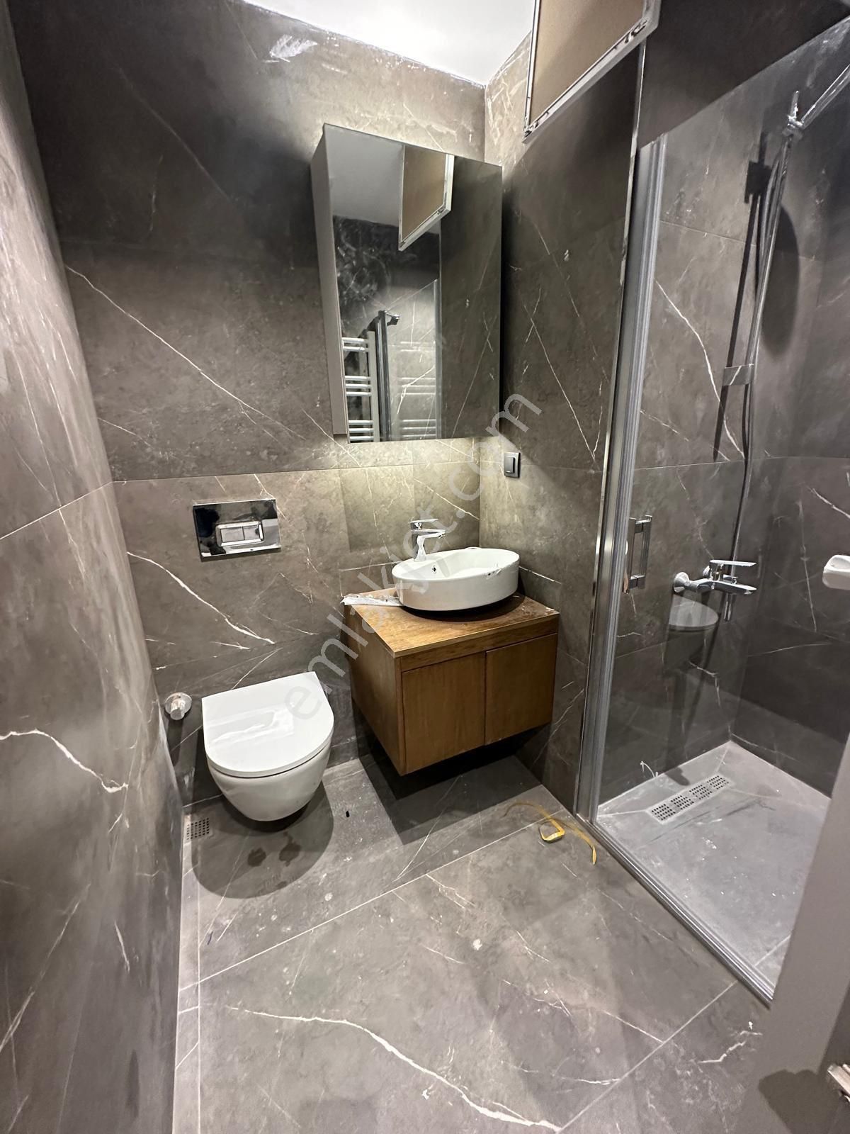 Esentepe’de Prestij Yaşamı! Havuz Manzaralı Ultra Lüks 3+1 | 7/24 Güvenlikli Site - Görsel 19