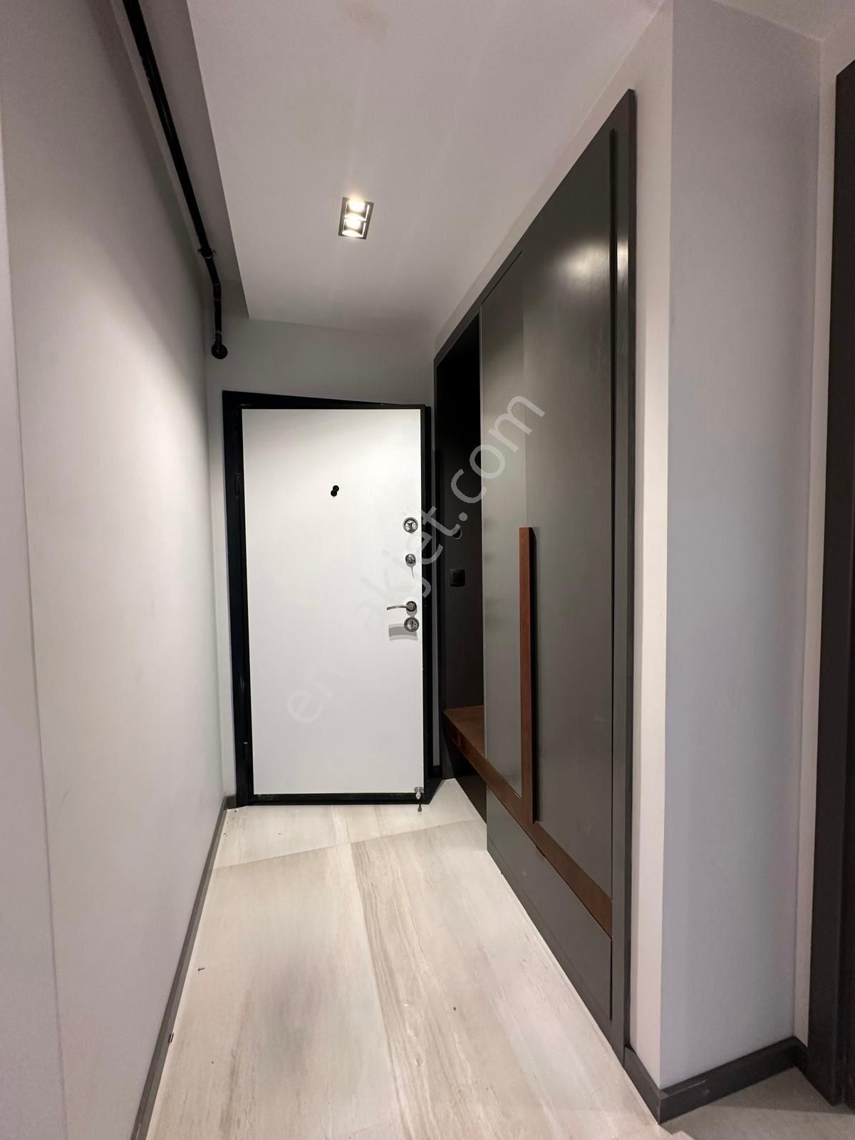 Esentepe’de Prestij Yaşamı! Havuz Manzaralı Ultra Lüks 3+1 | 7/24 Güvenlikli Site - Görsel 7