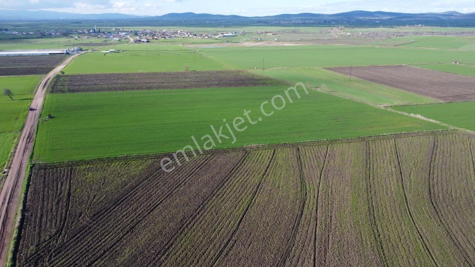 Çanakkale Biga Tokatkırı Köyü'nde Satılık Tarla - Görsel 24