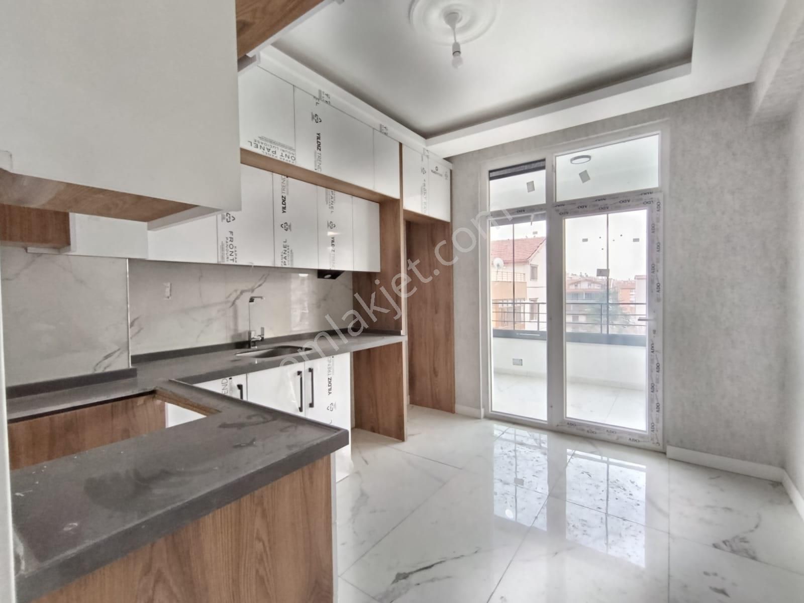 Selçuklu Hüsameddin Çelebi'de Elit Düğün Salonu Yakını 2+1 Sıfır Satılık Daireler