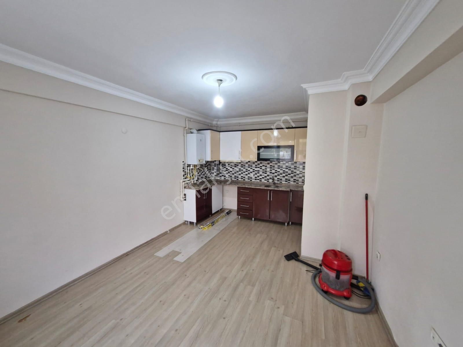 Çanakkale Merkez Barbaros Mah. 2+1 Kiralık Daire - Görsel 11