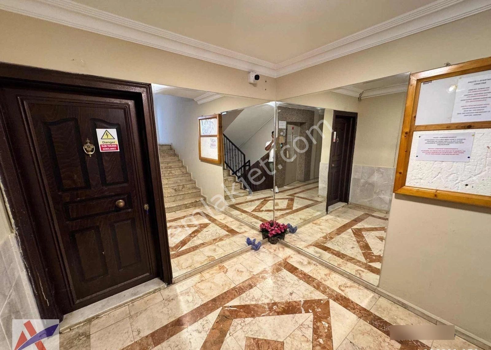 Mahmutlar'da Acil Satılık 3+1 Eşyalı Ayrı Mutfak Denize 100m - Görsel 2