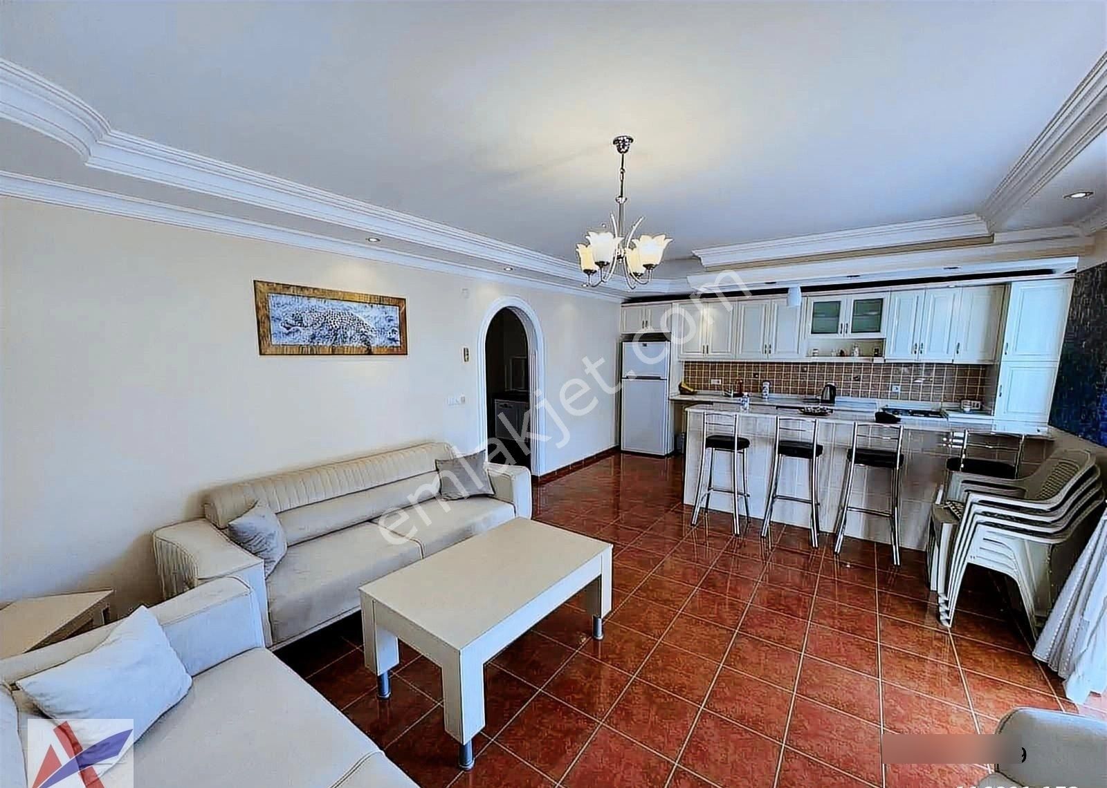 Barbaros Cad. Acil Satılık 2+1 Eşyalı Daire Denize 100m - Görsel 3