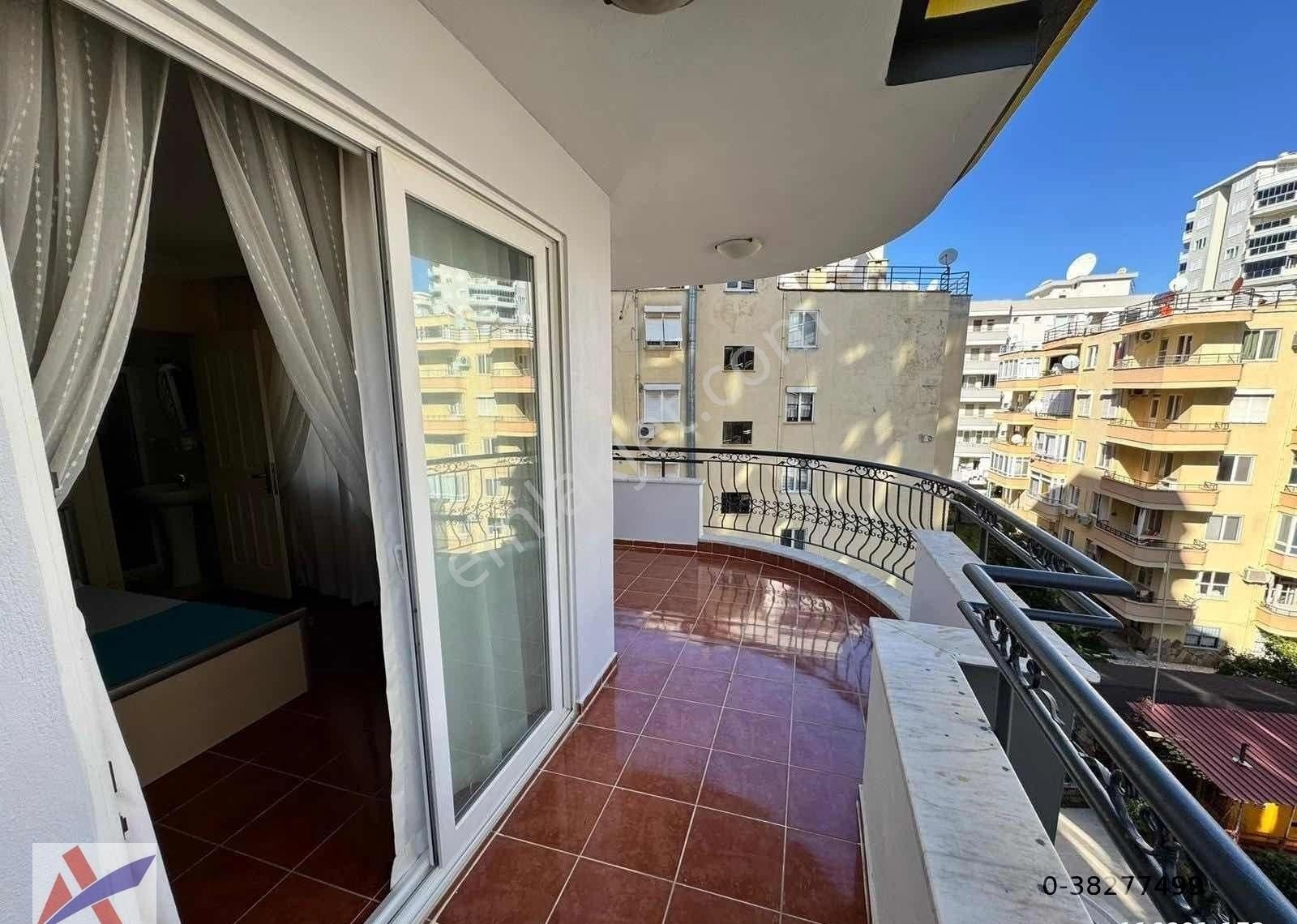 Barbaros Cad. Acil Satılık 2+1 Eşyalı Daire Denize 100m - Görsel 27