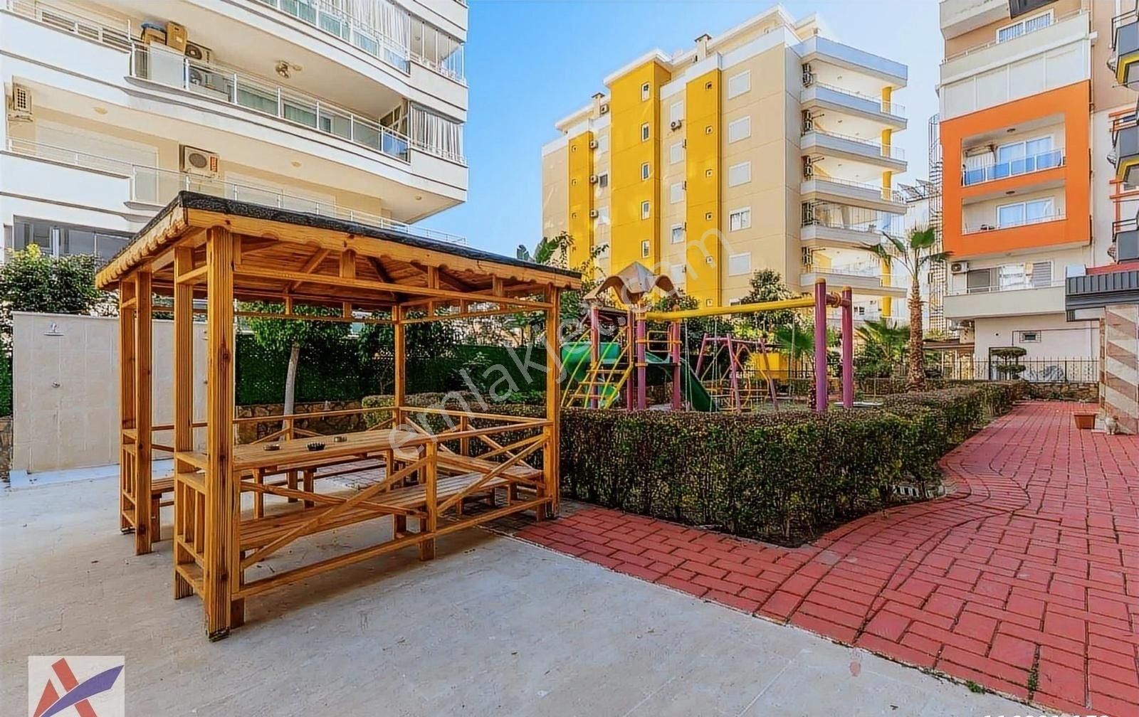 Barbaros Cad. Acil Satılık 2+1 Eşyalı Daire Denize 100m - Görsel 20