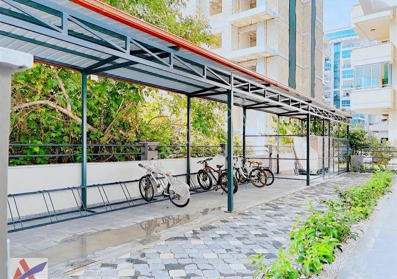 Mahmutlar'da Acil Satılık 2+1 Deniz Manzaralı Lüx Daire - Görsel 34