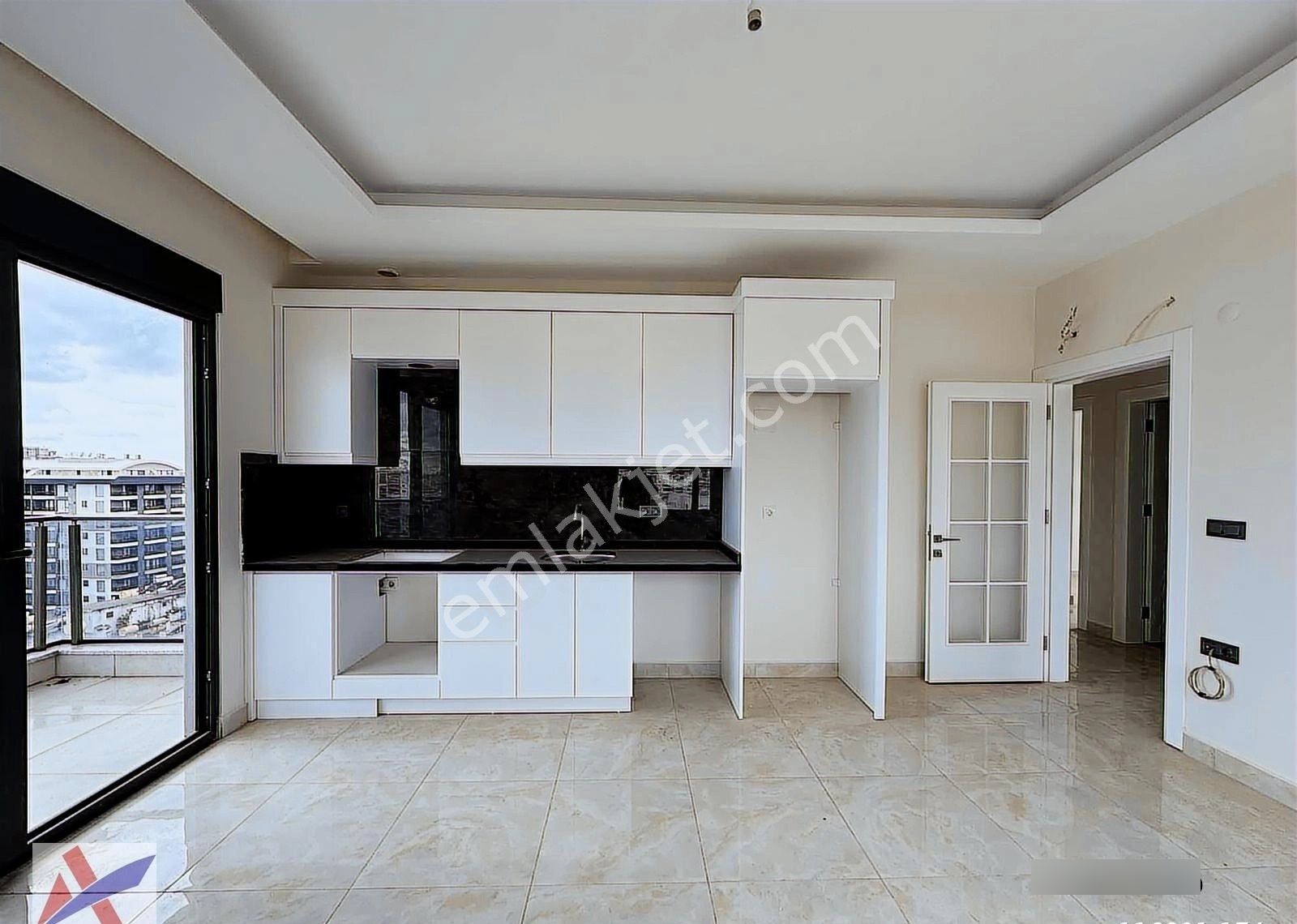 Mahmutlar'da Acil Satılık 2+1 Deniz Manzaralı Lüx Daire - Görsel 33