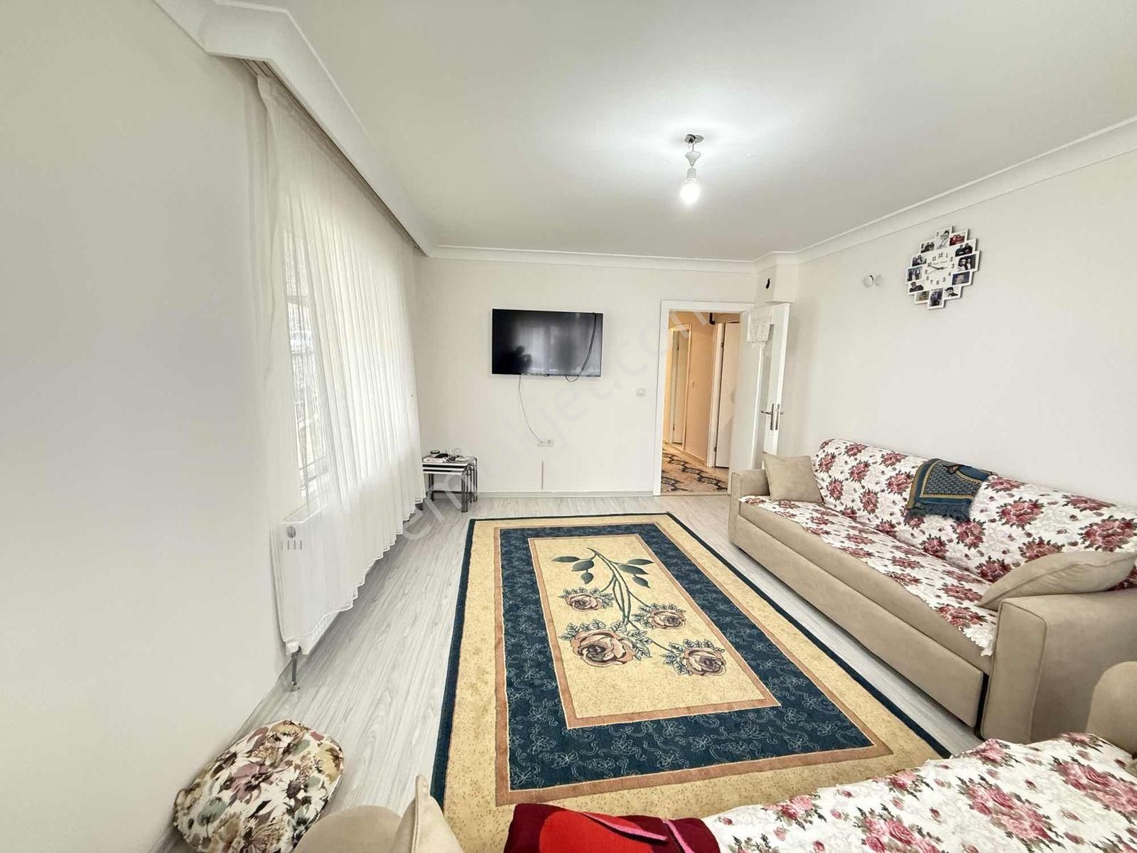 Yeni Bayındır'da Asansörlü İskanlı Ara Kat Masrafsız 3+1 Daire - Görsel 11