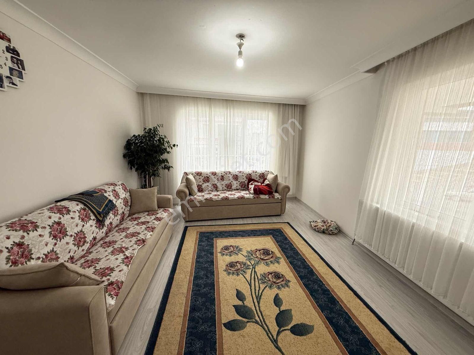 Yeni Bayındır'da Asansörlü İskanlı Ara Kat Masrafsız 3+1 Daire - Görsel 6