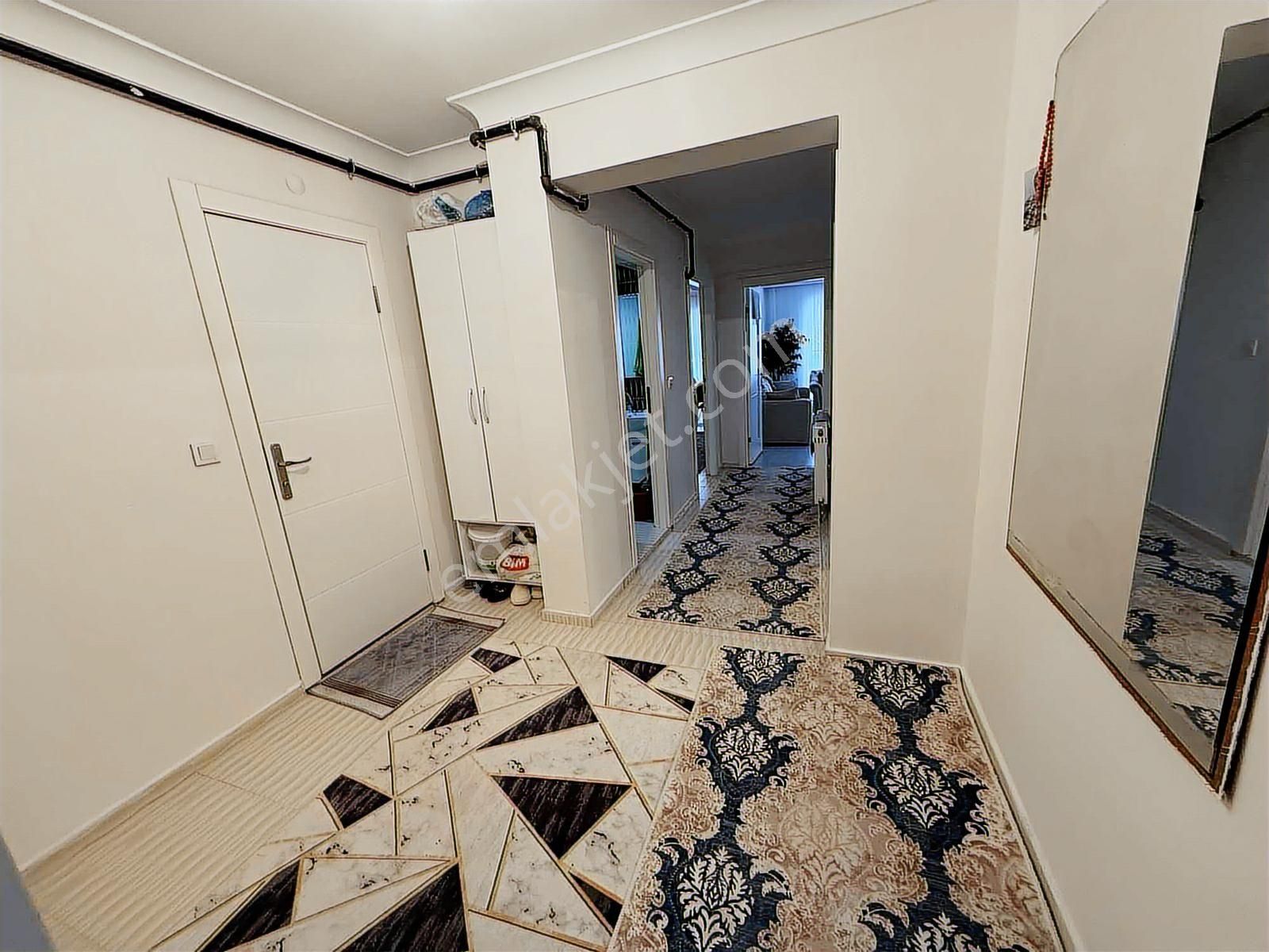 Yeni Bayındır'da Asansörlü İskanlı Ara Kat Masrafsız 3+1 Daire - Görsel 34