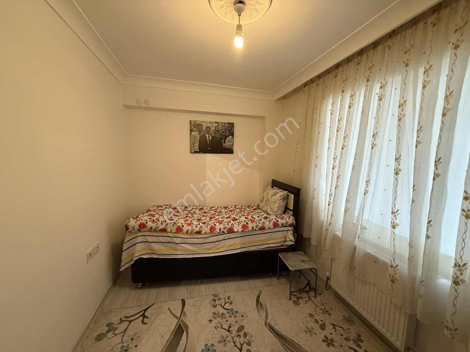 Yeni Bayındır'da Asansörlü İskanlı Ara Kat Masrafsız 3+1 Daire