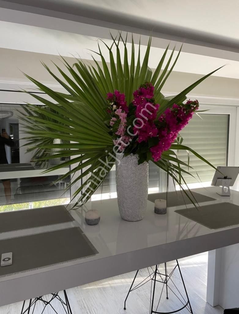 Lüx Siteiçinde Deniz Manzaralı Arakatta Havuzlu 3+1 - Görsel 11