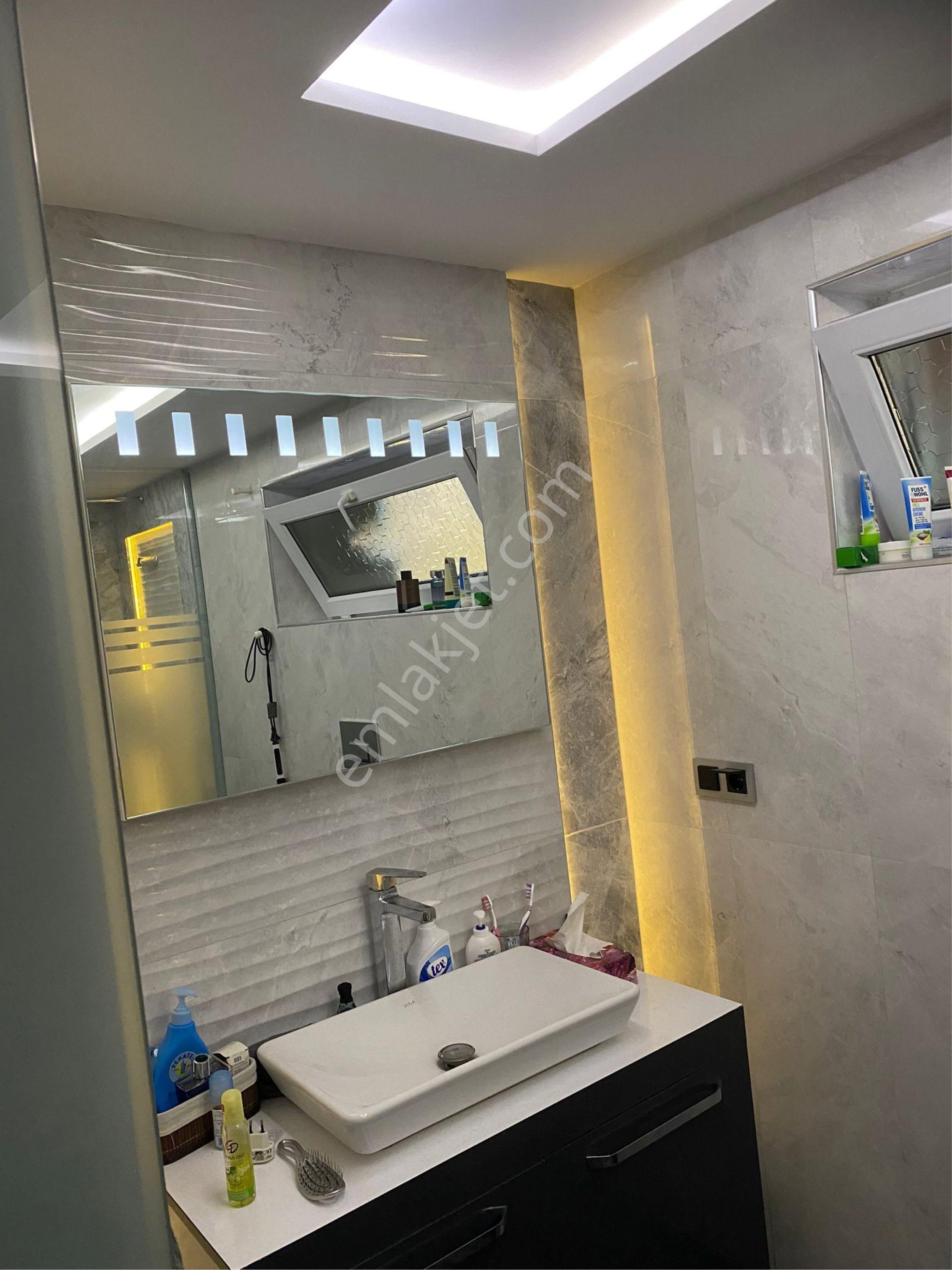 Lüx Siteiçinde Deniz Manzaralı Arakatta Havuzlu 3+1 - Görsel 10