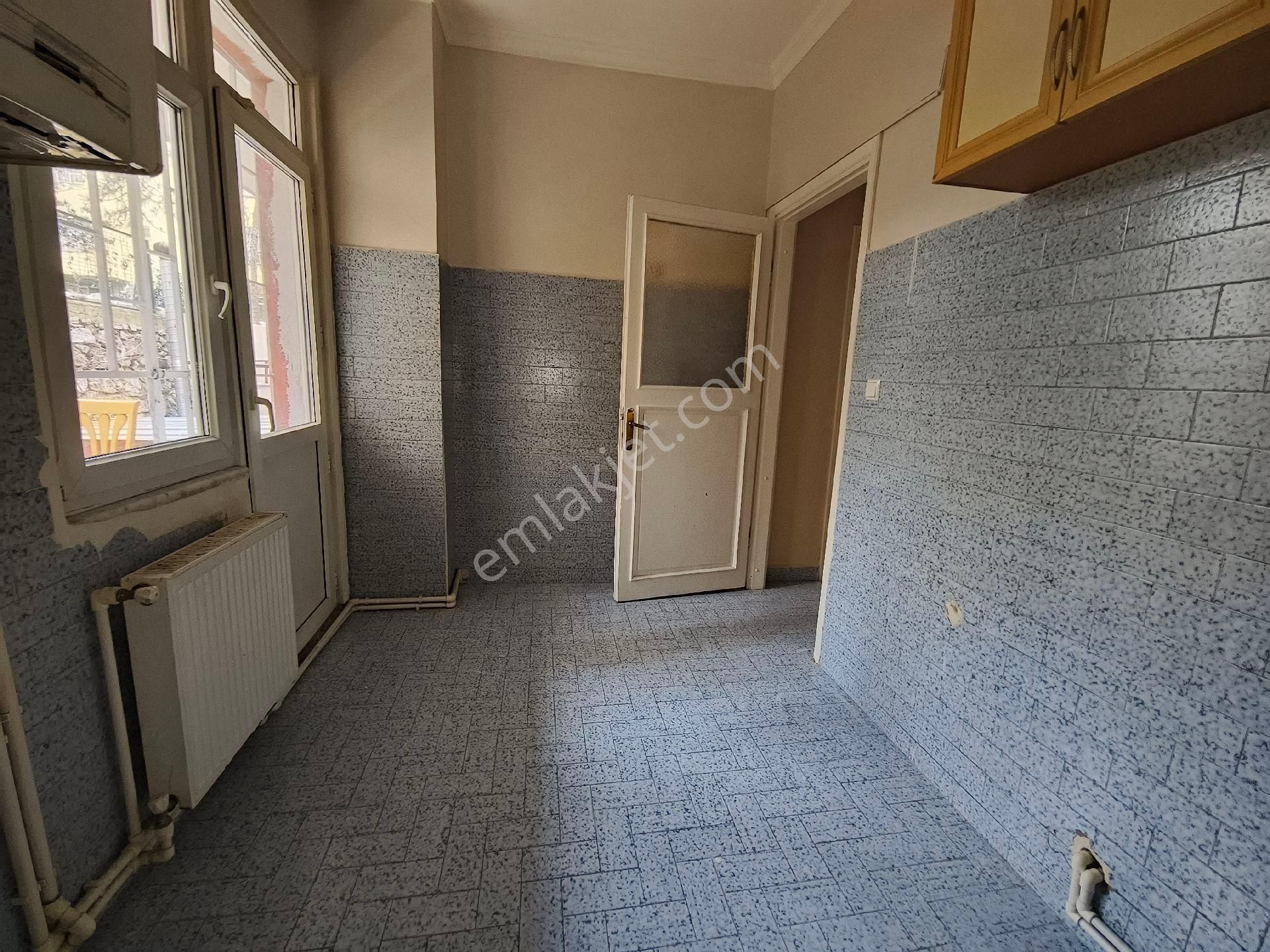 Güneyden Metroya 5 Dakika Yürüme 1+1.65 M2 Y.giriş Daire - Görsel 16