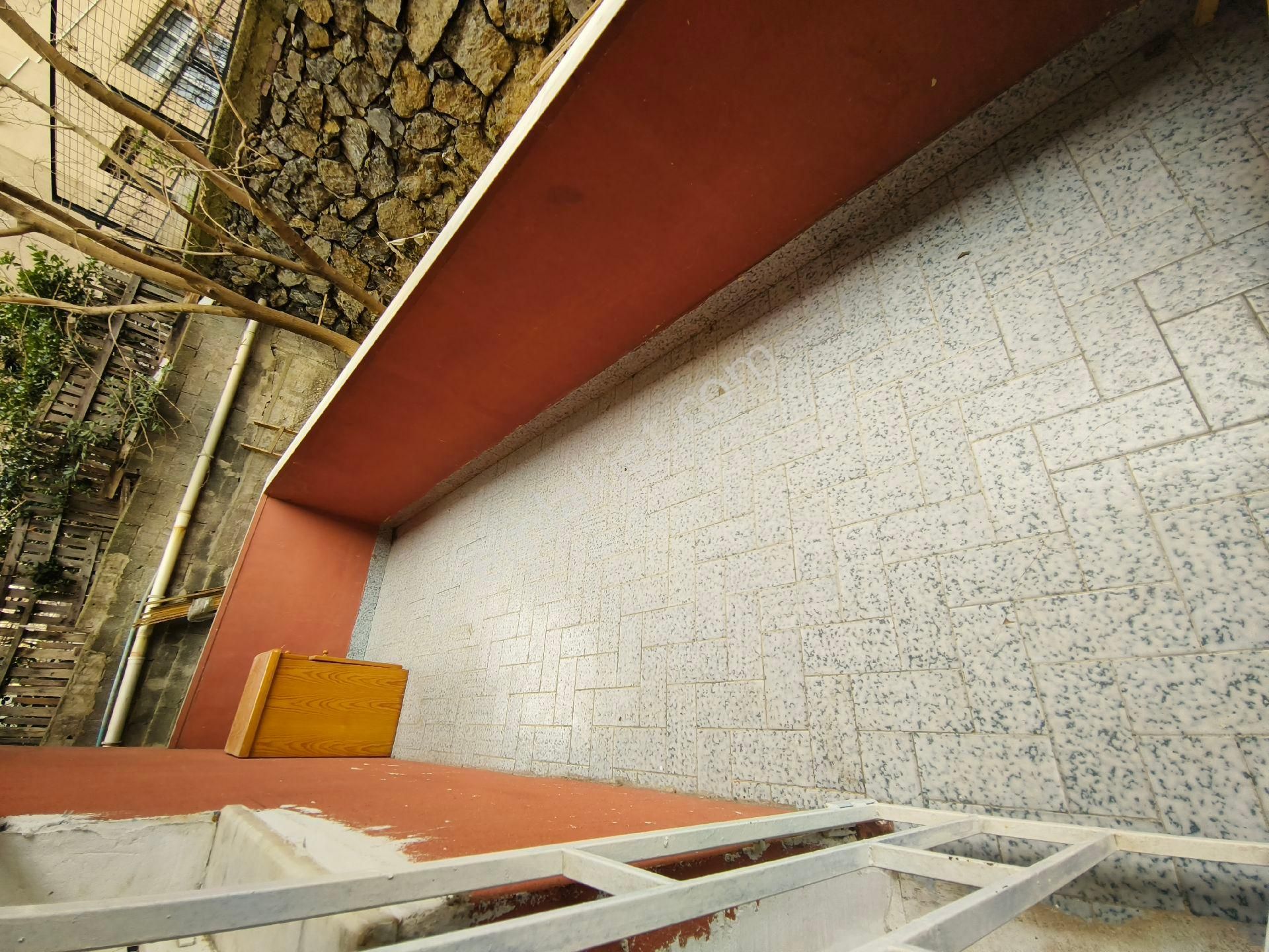 Güneyden Metroya 5 Dakika Yürüme 1+1.65 M2 Y.giriş Daire - Görsel 14