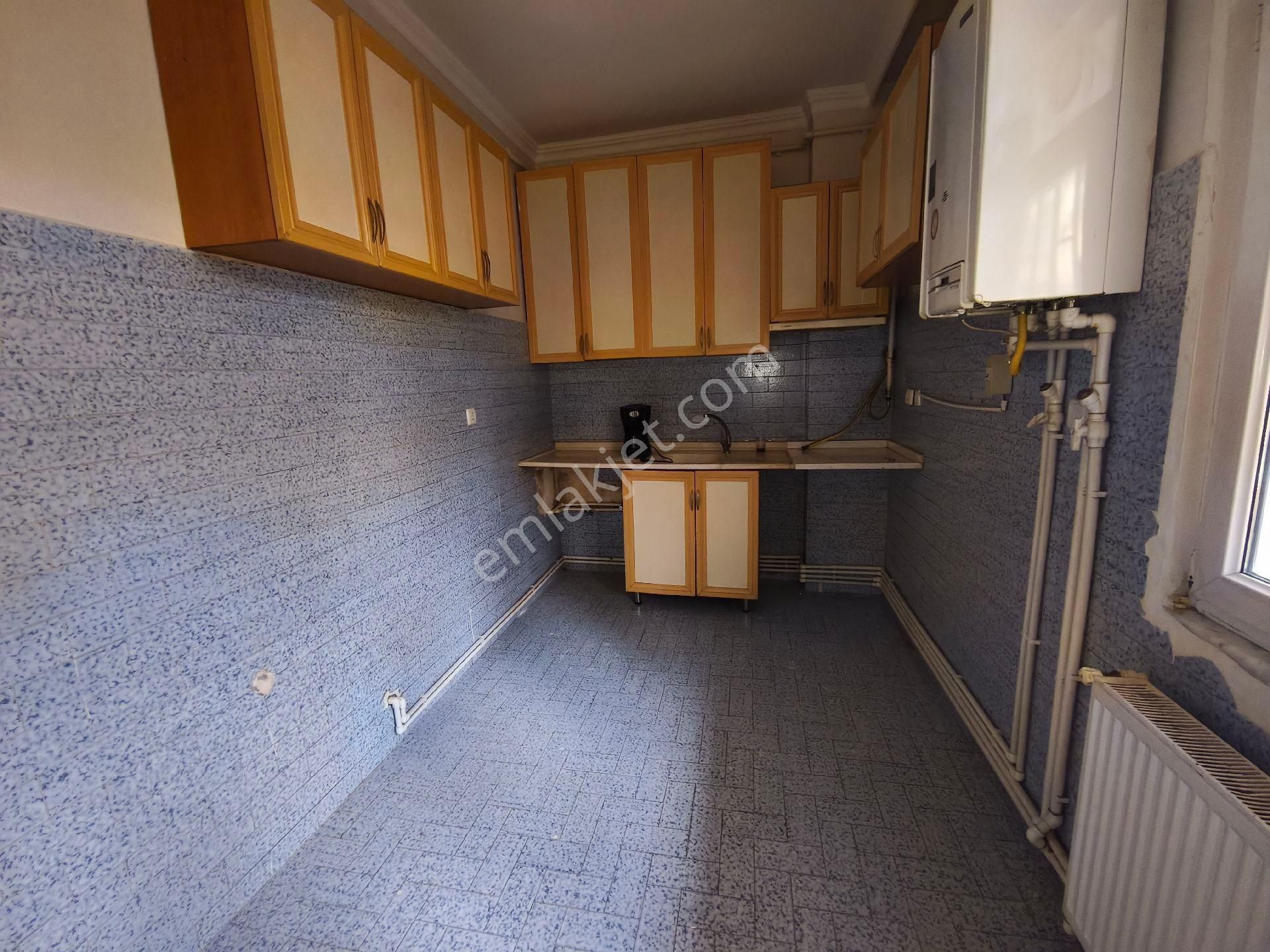 Güneyden Metroya 5 Dakika Yürüme 1+1.65 M2 Y.giriş Daire - Görsel 12