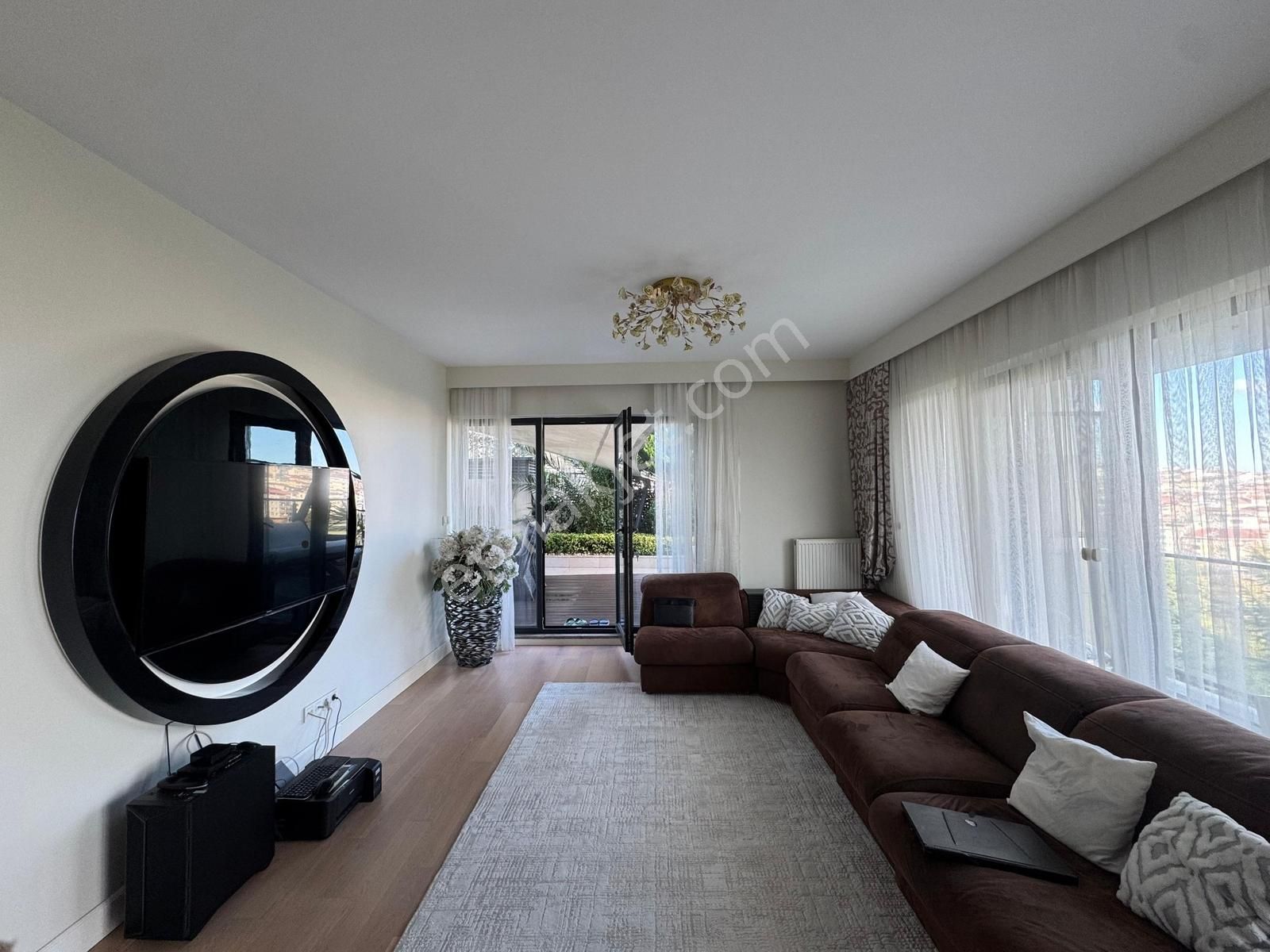 Sınırlı Süre Site İçerisinde Özel Kat Planlı Teraslı Geniş Daire - Görsel 28