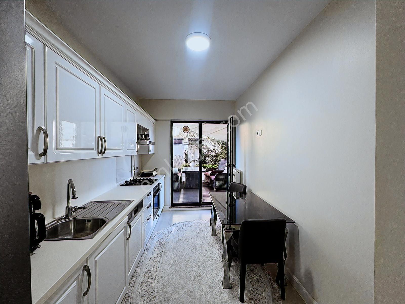 Sınırlı Süre Site İçerisinde Özel Kat Planlı Teraslı Geniş Daire - Görsel 34