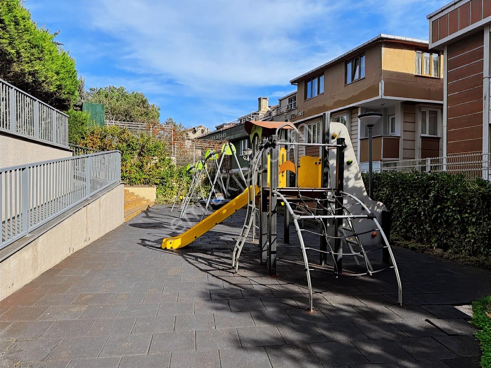 Sınırlı Süre Site İçerisinde Özel Kat Planlı Teraslı Geniş Daire - Görsel 7