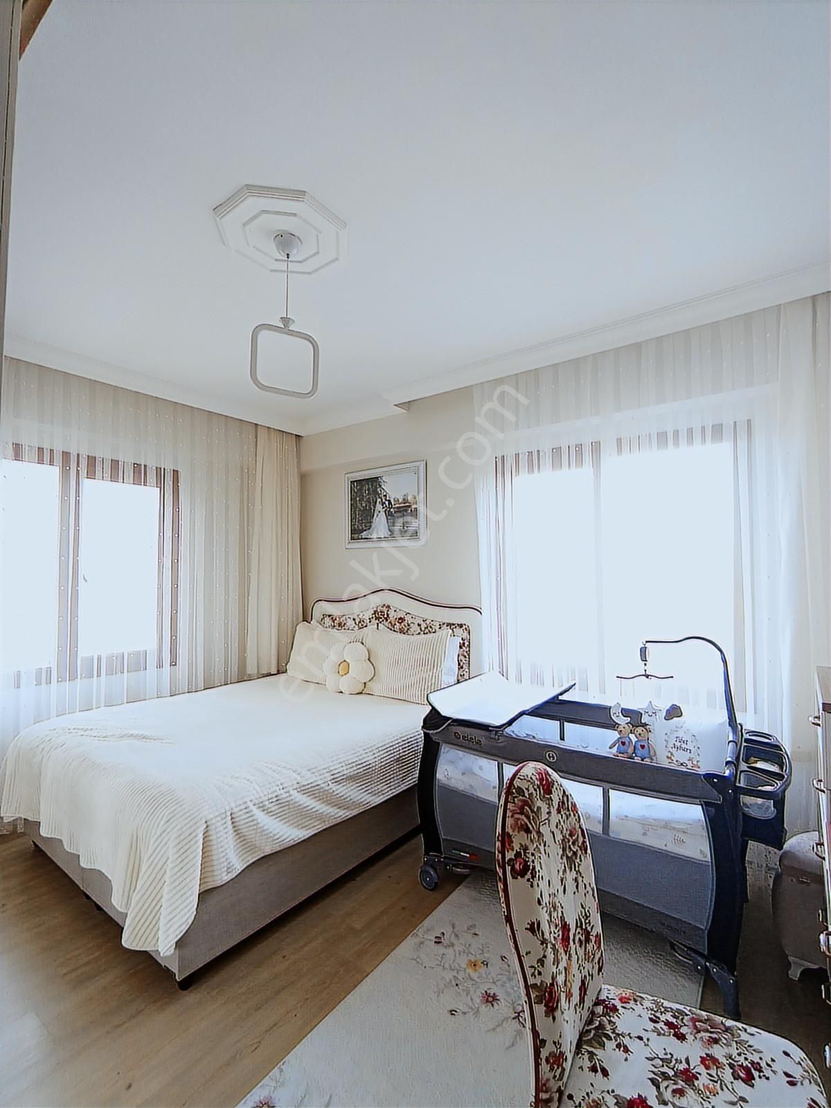 Doğu Gayrimenkulden "70 M² Terası "olan Eşsiz 3+1 Satılık Daire - Görsel 16