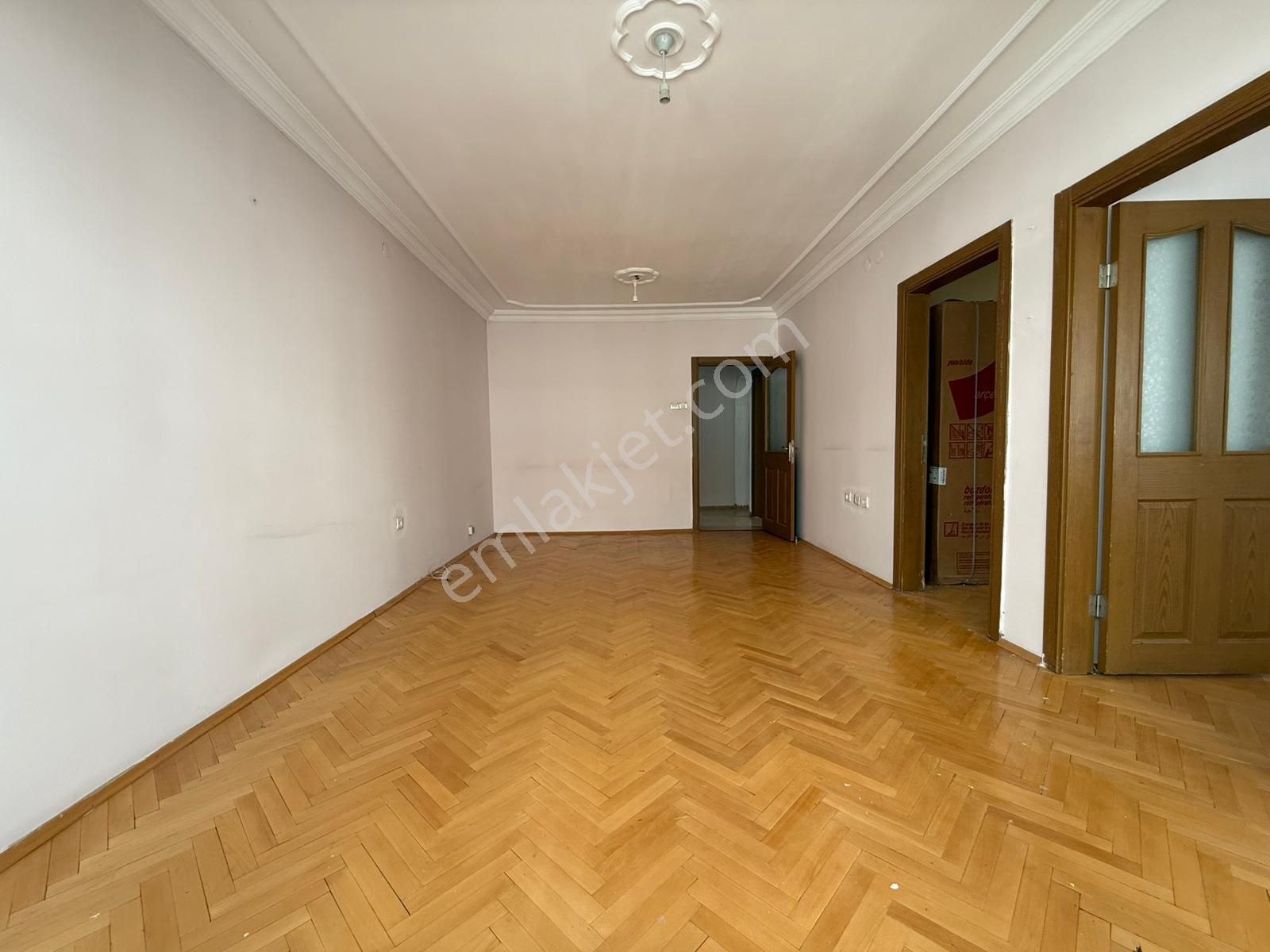 Etlik'de Kuyuyazı Cadde Üzeri Yüksek Giriş 3+1 Fırsat Daire - Görsel 3