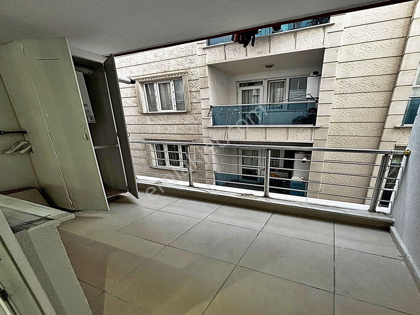 Metrobüse Yürüme Mesafesinde !!! 2+1 Geniş Kullanıma Hazır Dairemiz Satışta !!! - Görsel 5