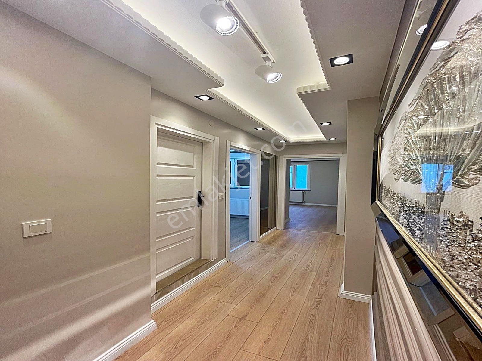 ! Meydana 5 Dakika !yeni Binada Sıfır 3+1 Geniş Daire Alıcısını Bekliyor !!! - Görsel 2