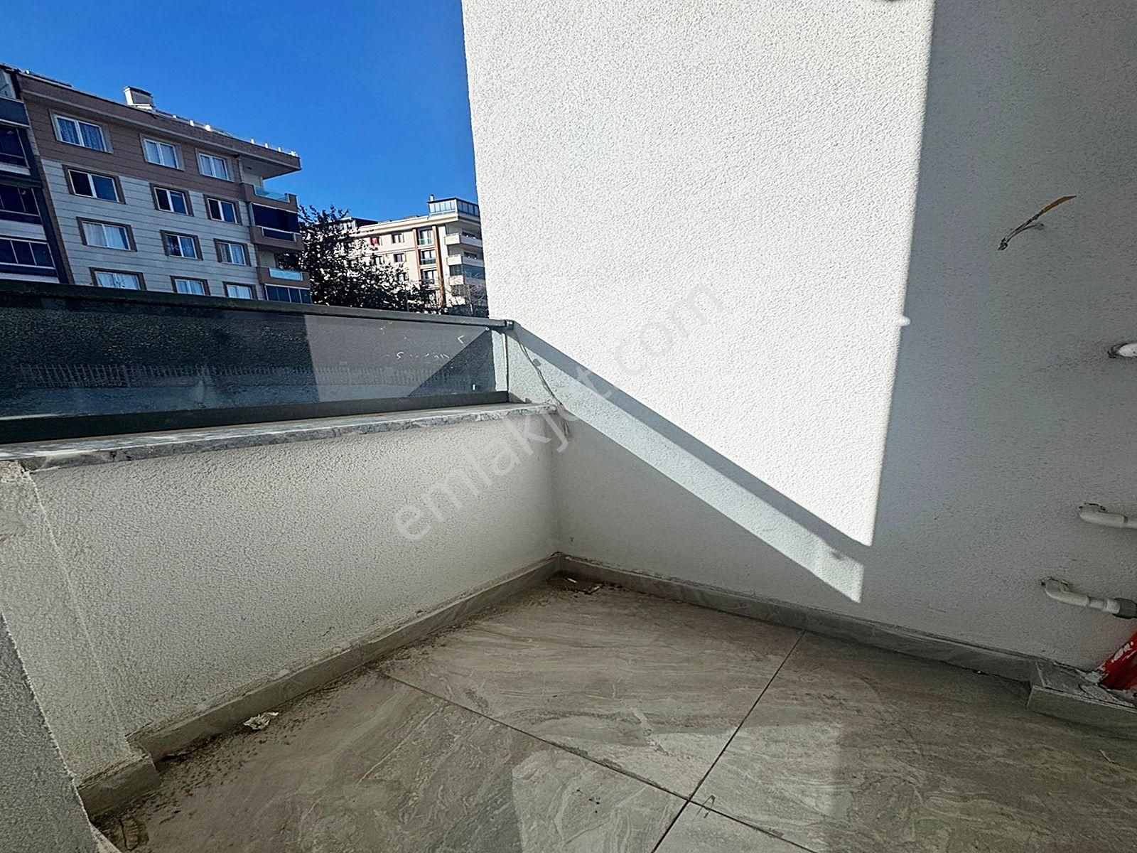 Nes Yapı'dan Beylikdüzü Yakuplu'da Metrobüse 5 Dk 3+1 Sıfır Çift Balkonlu Arakat Satılık Daire - Görsel 6