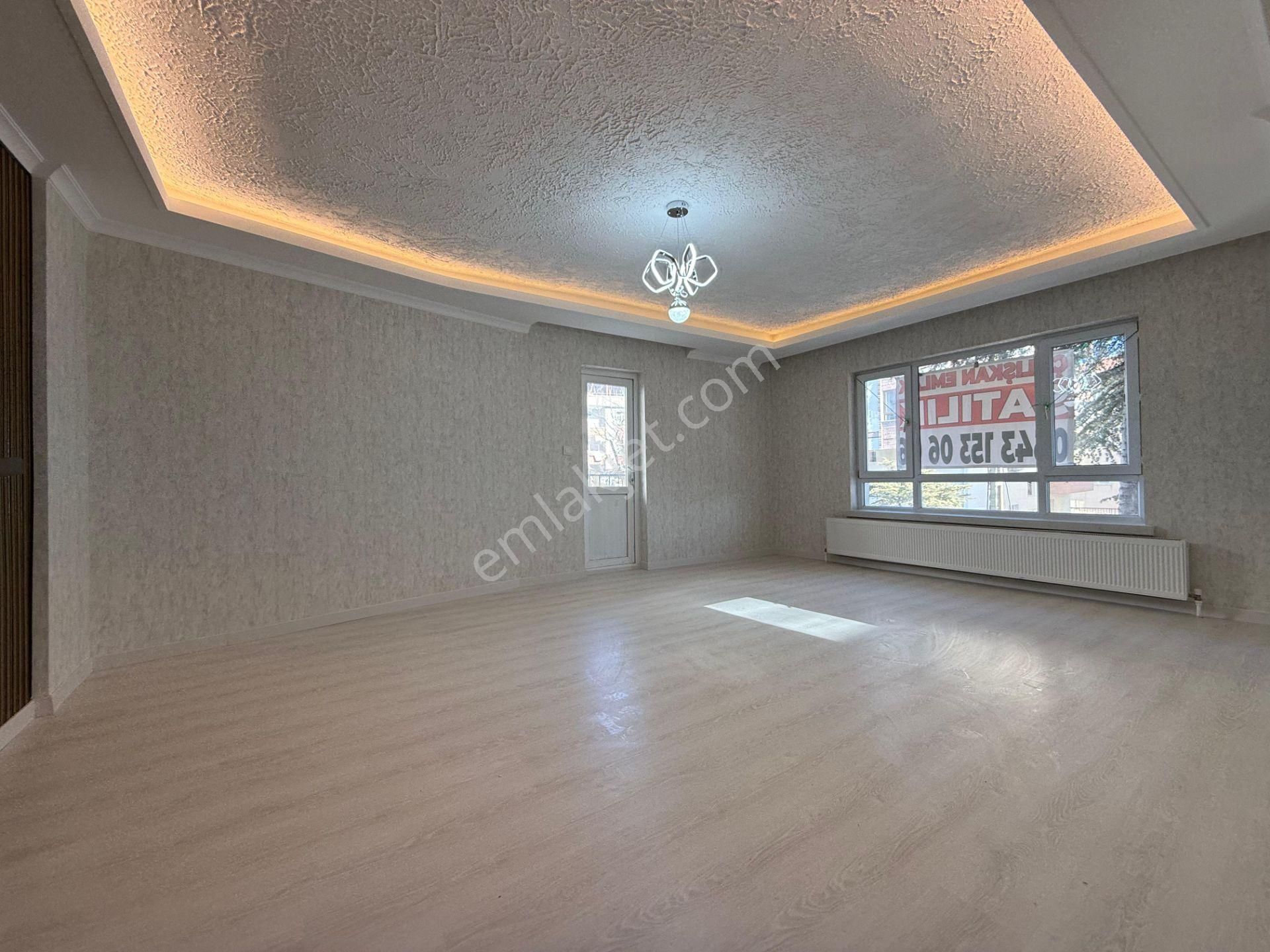 İncirli'de Merkezi Konum Ara Katta Lüx Yapılı Manzaralı 3+1 Daire - Görsel 3