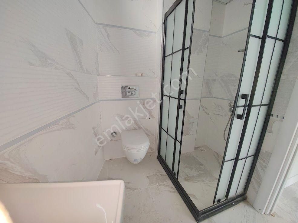Yıldız Dan Hürriyette Güney Cephe Tek Daire Üzerine 3+1 Mükemmel Daire - Görsel 16