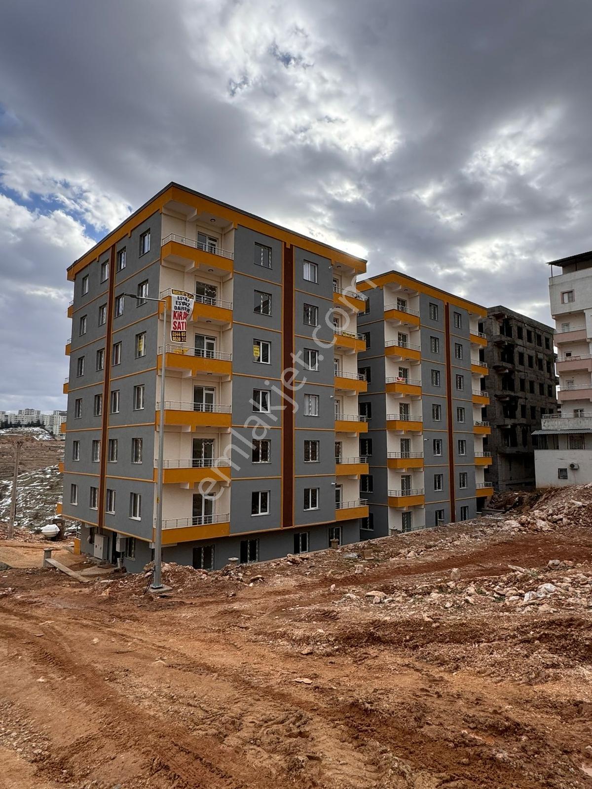 Azk'den Her Yere Adım Mesafesnde Olan 2+1 Dairemizi Kiralıyoruz