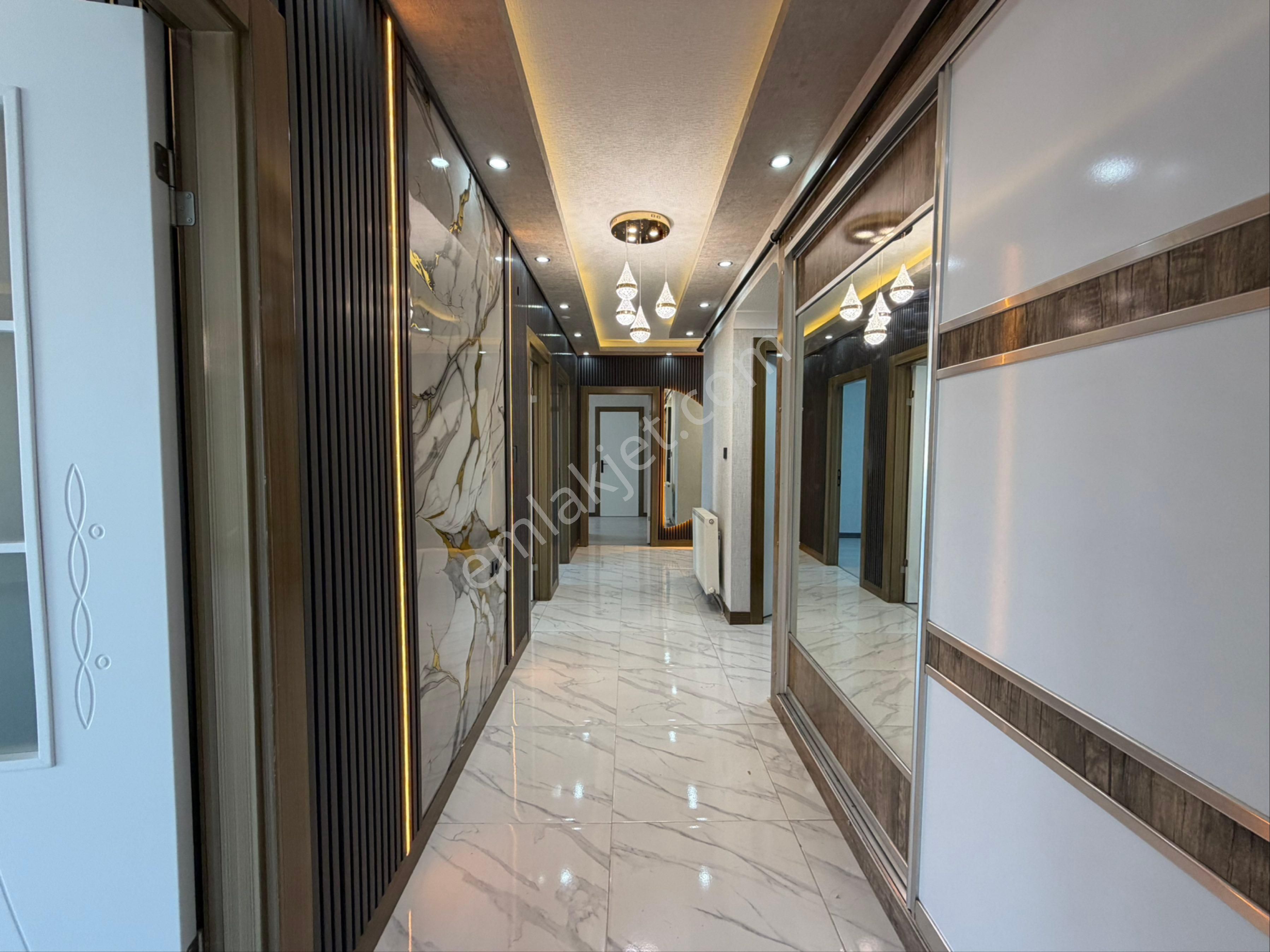 Öz.maşallah'dan Kök Tapulu 3+1 Ebeveyn Banyolu Ortta Katta Ful+full Yapılı Fırsatt - Görsel 19