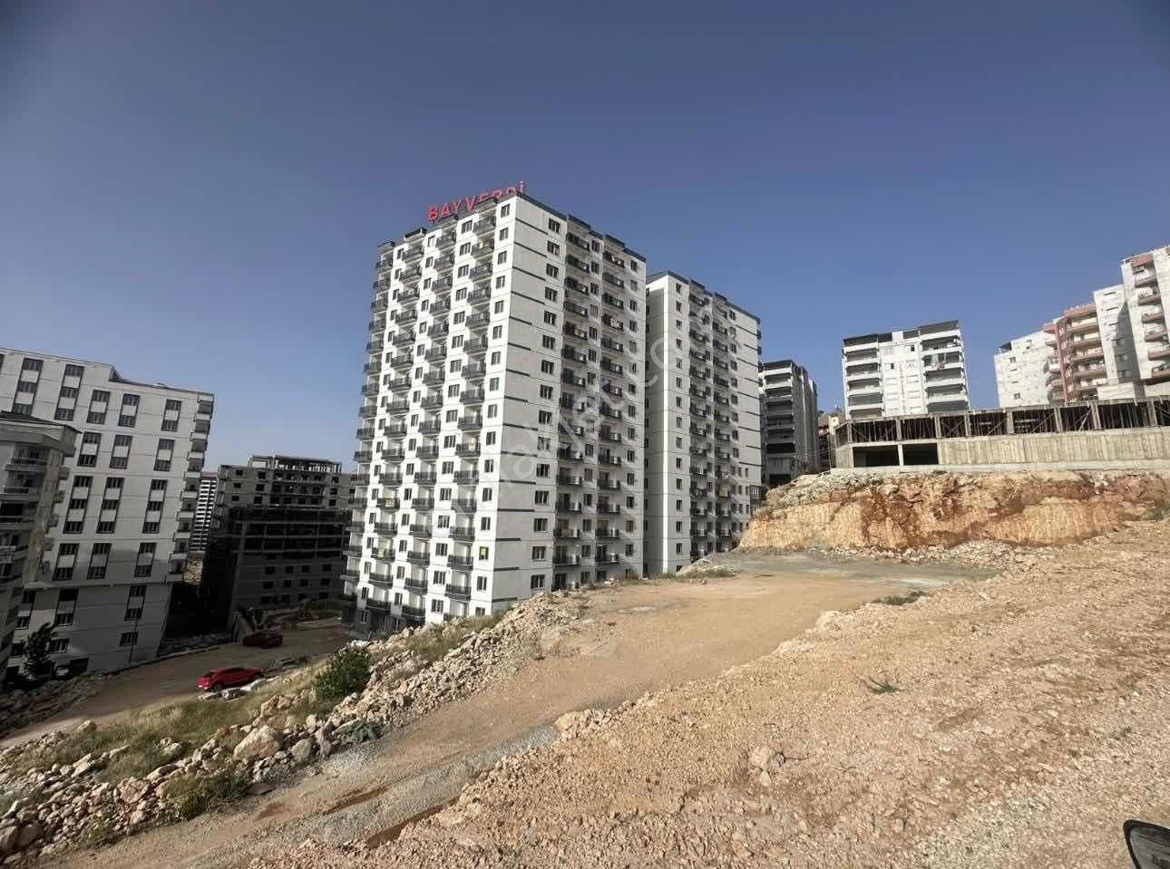 Azk'den Memur Kiracılı Yüksek Kira Getirili 2+1 Daire Satışta - Görsel 28