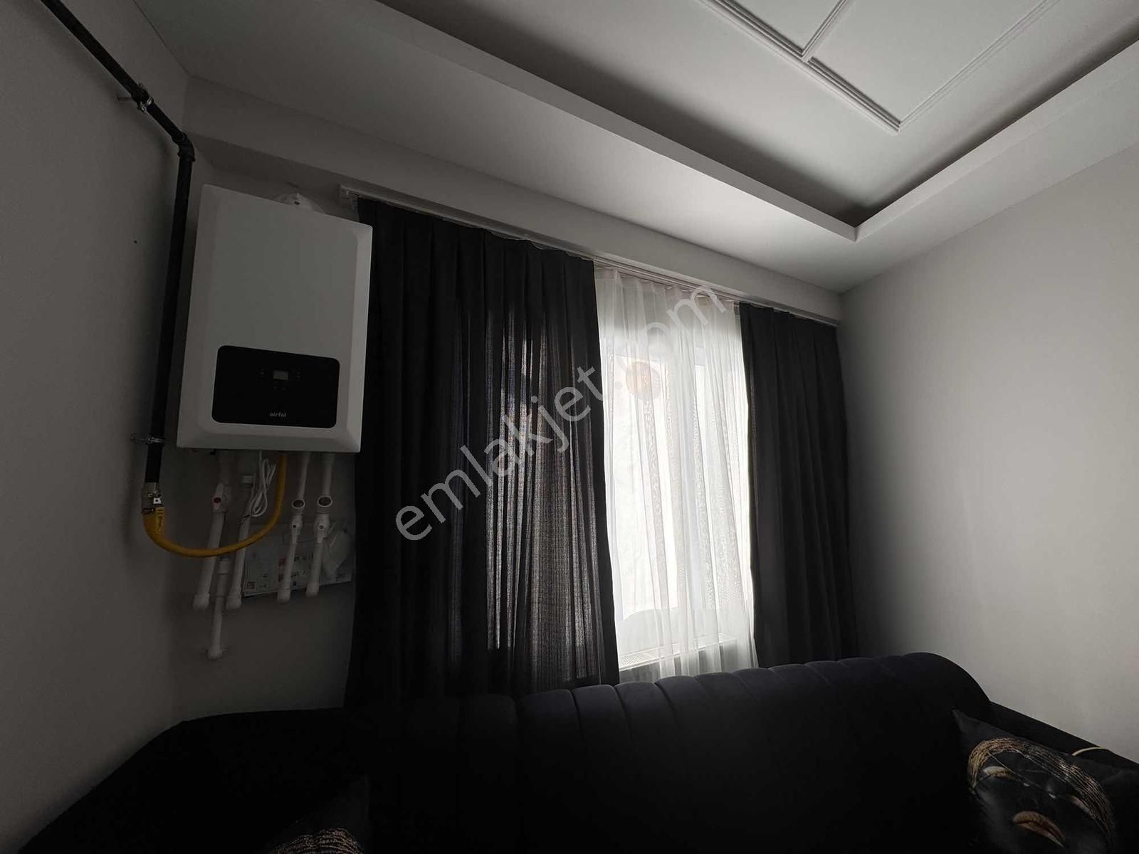 Azk'den Memur Kiracılı Yüksek Kira Getirili 2+1 Daire Satışta - Görsel 16