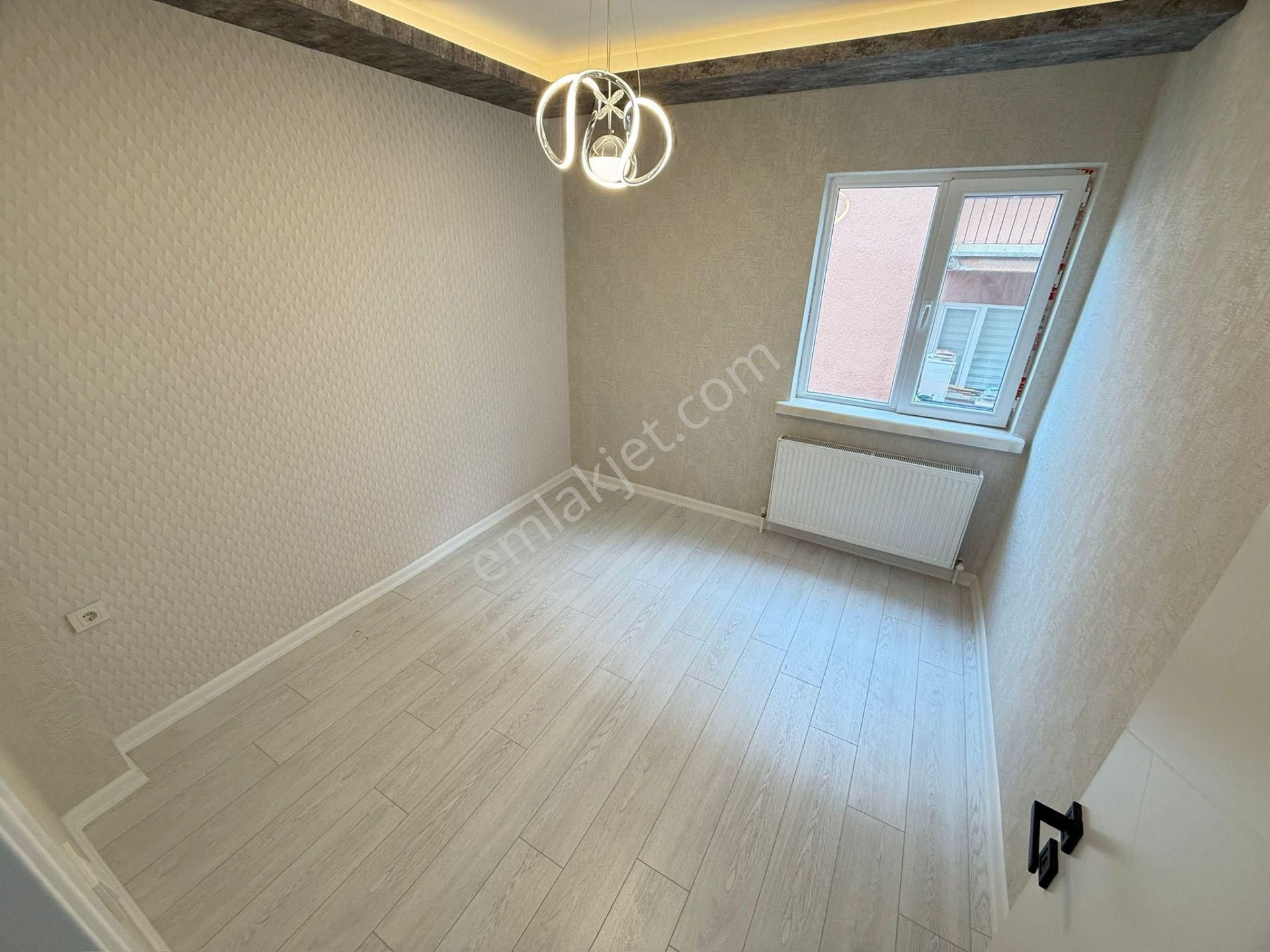 Kariyer'den Tepebaşı'nda Belediye Yakını Ara Katta Lüx 3+1 Daire - Görsel 32