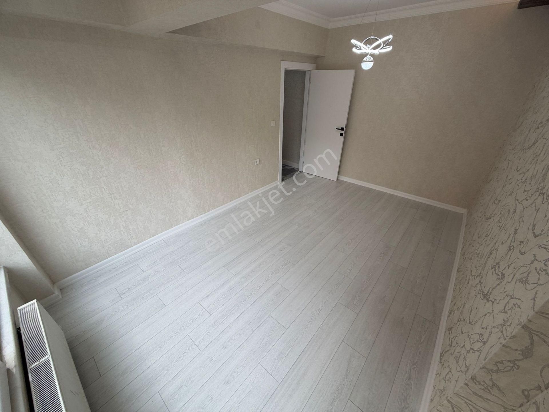 Kariyer'den Tepebaşı'nda Belediye Yakını Ara Katta Lüx 3+1 Daire - Görsel 35