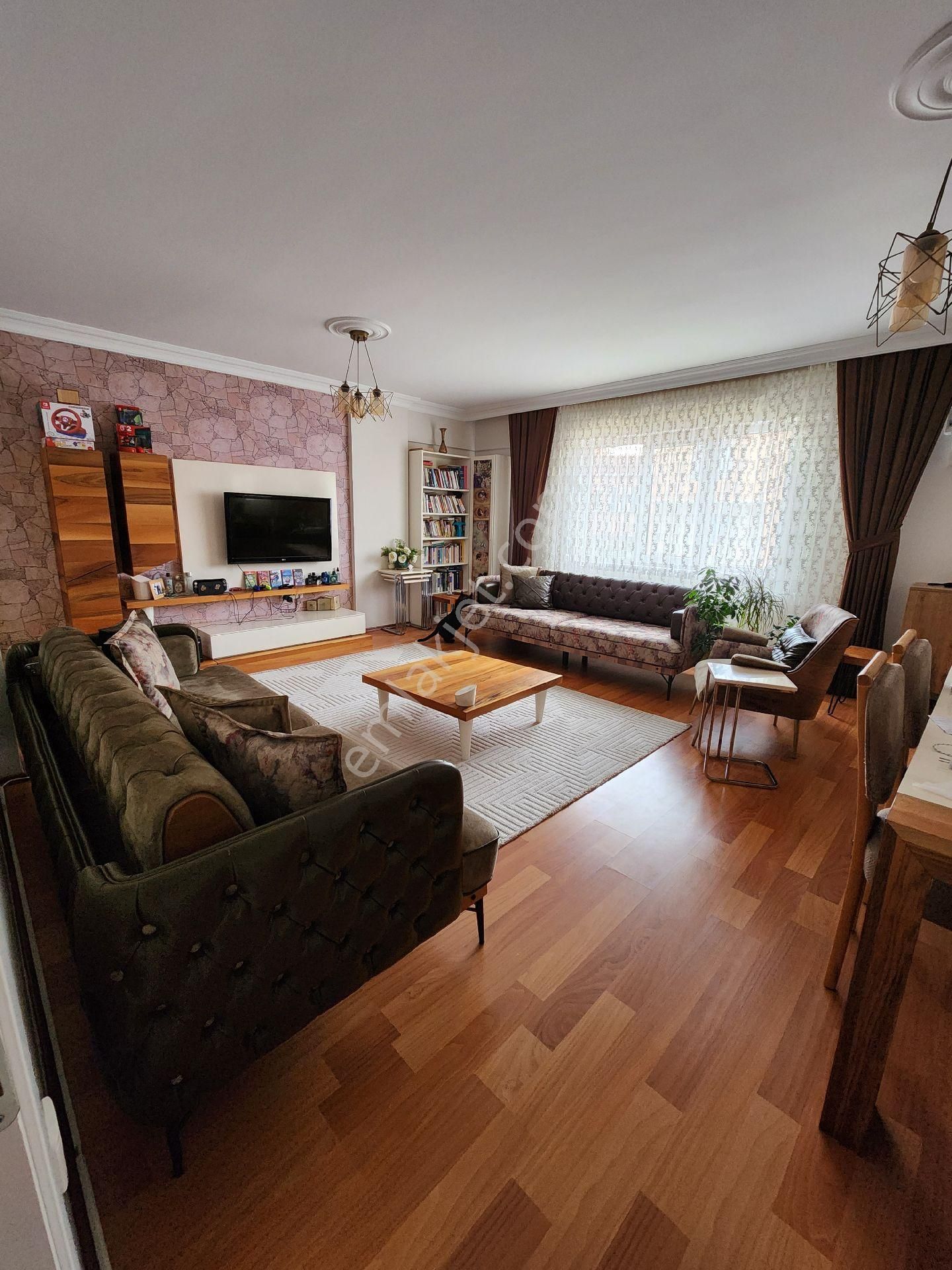 Merkezi Konumda, Ferah, Bakımlı Aile Dairesi - Görsel 2