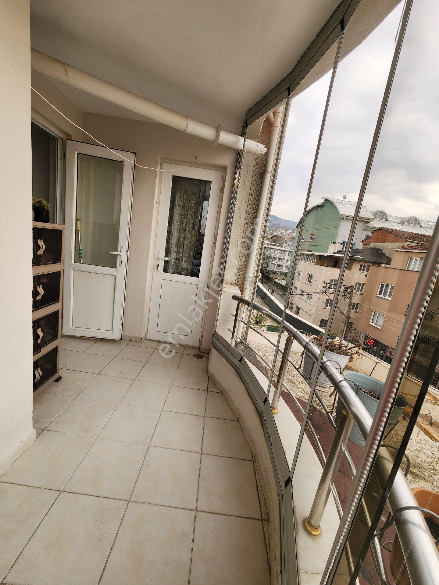 Merkezi Konumda, Ferah, Bakımlı Aile Dairesi - Görsel 22