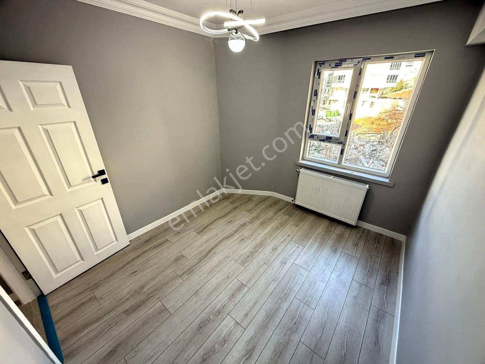 Kariyerden Ayvalı'da Asansölü Lüx Yapılı Ara Katta 3+1 Daire - Görsel 26