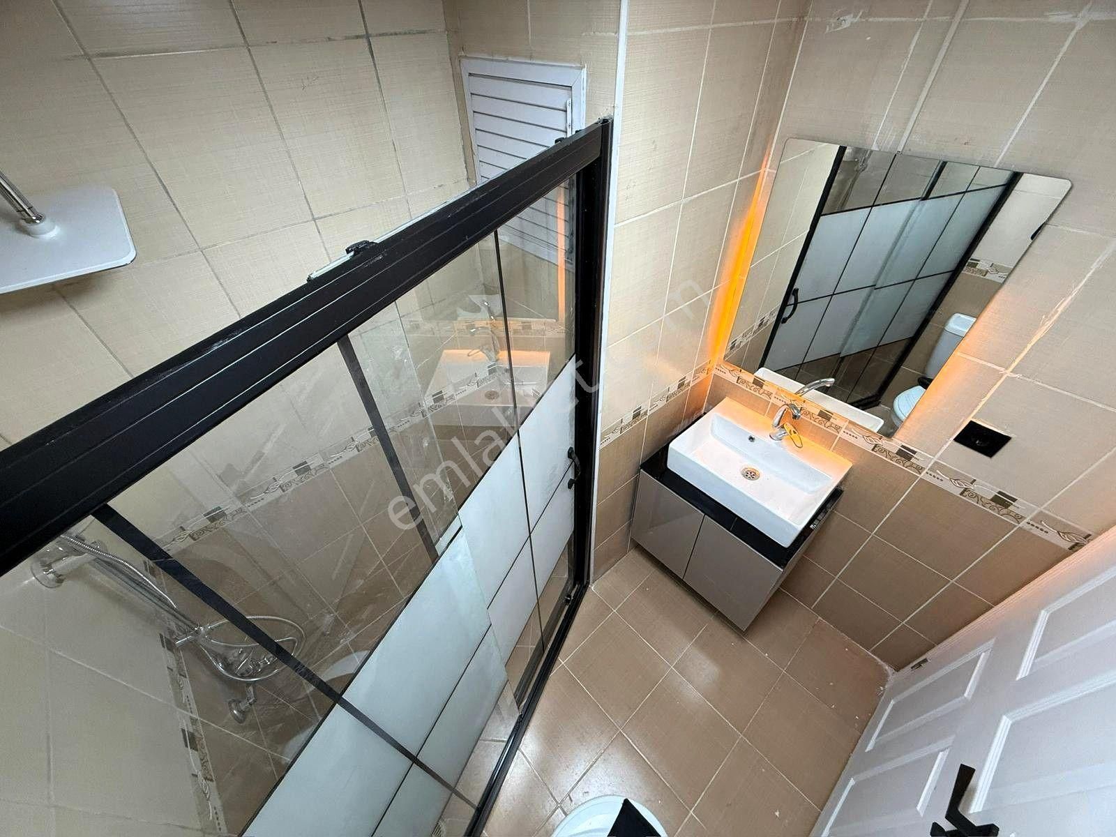 Kariyerden Ayvalı'da Asansölü Lüx Yapılı Ara Katta 3+1 Daire - Görsel 31