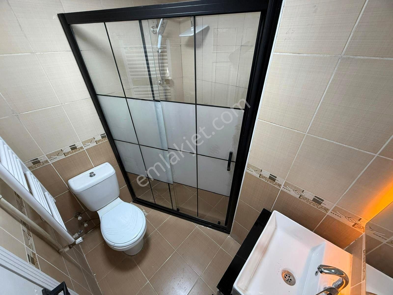 Kariyerden Ayvalı'da Asansölü Lüx Yapılı Ara Katta 3+1 Daire - Görsel 32