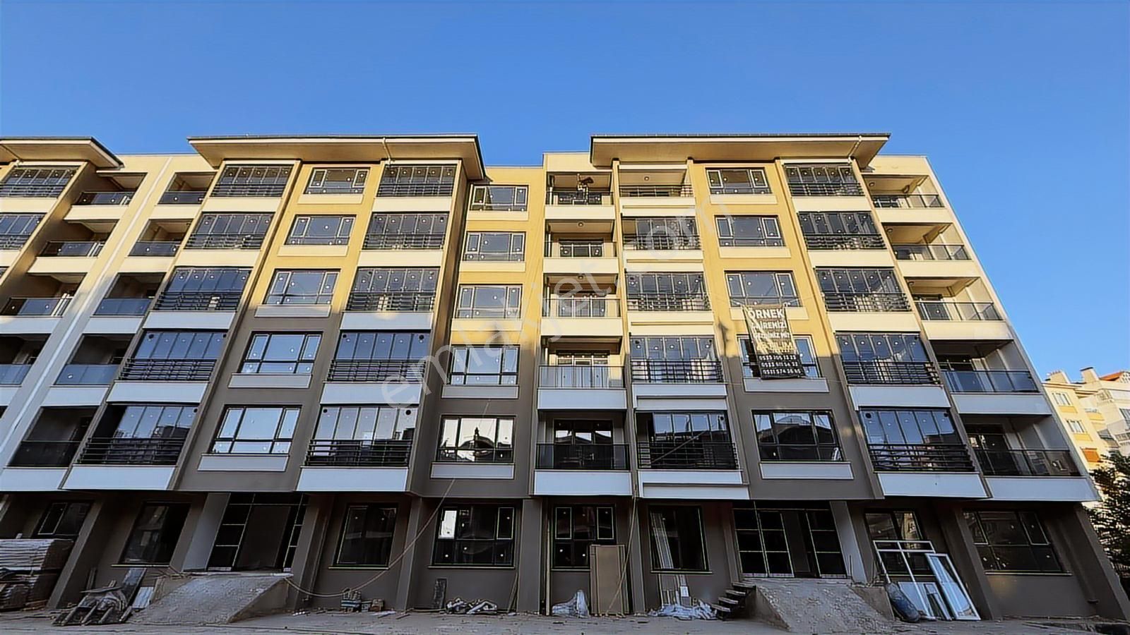 Mengene Fetih Cd Cuma Pazarı Arkasında 2+1 Yüksek Giriş Daire