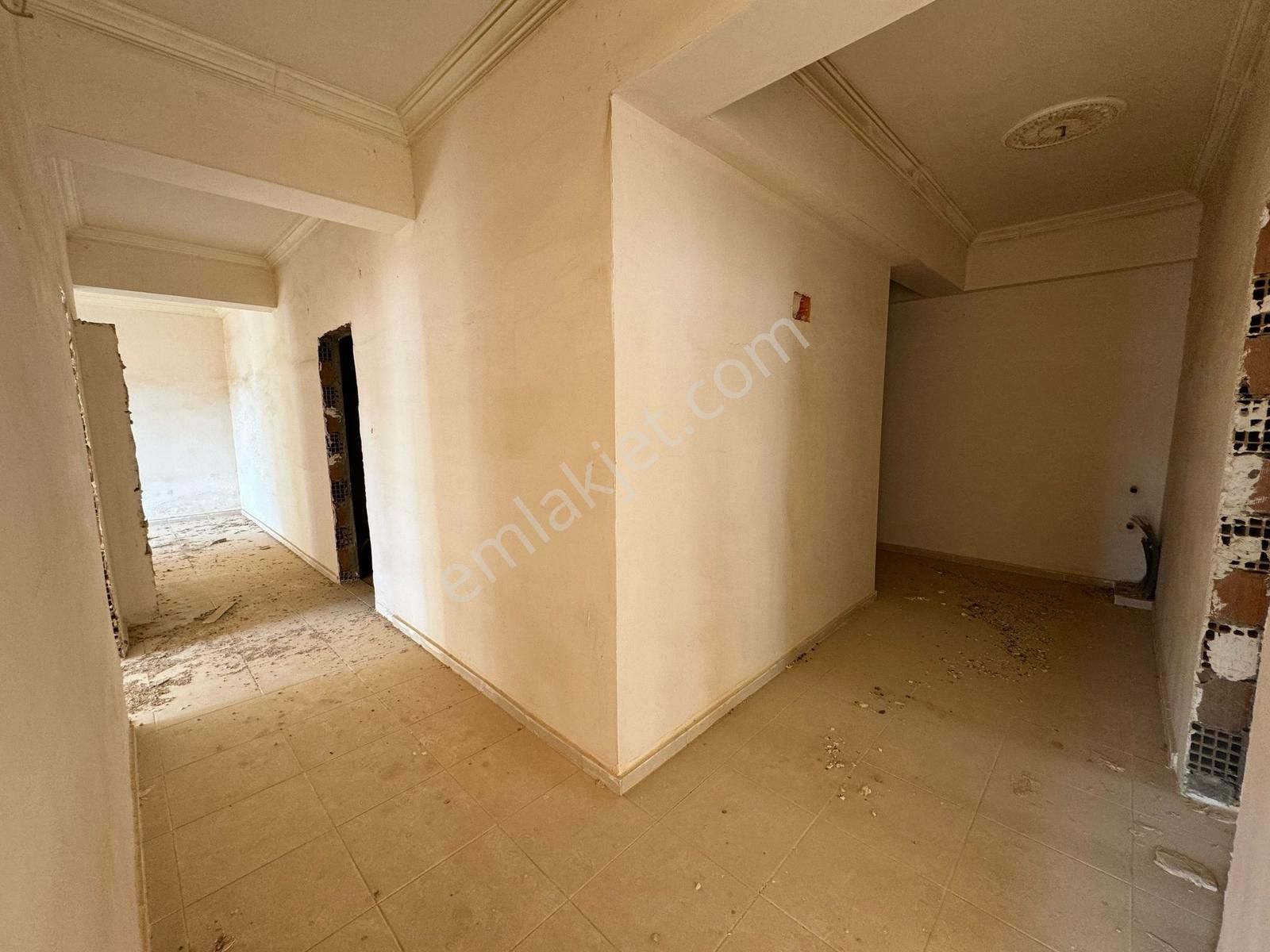 Azk'den Şehir Hastansi Araksı 1+1 Fiyatna 3+1 Dairemiz Satılıktr - Görsel 13