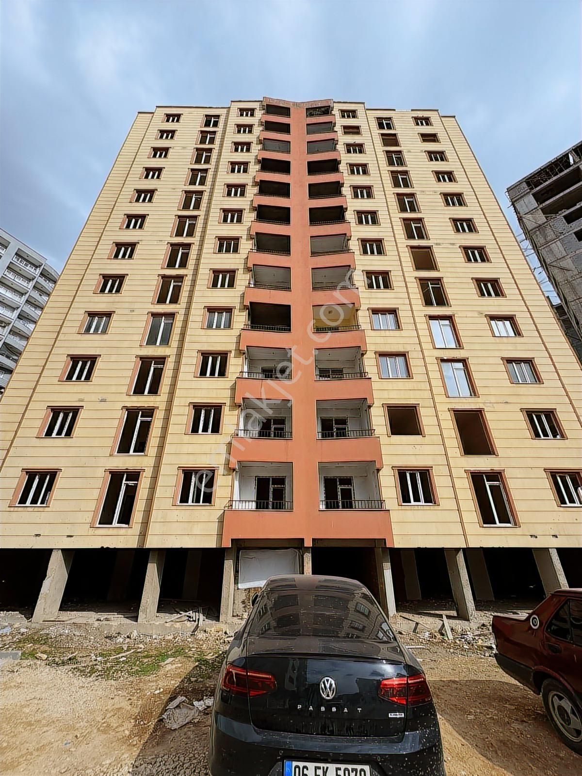 Azk'den Şehir Hastansi Araksı 1+1 Fiyatna 3+1 Dairemiz Satılıktr - Görsel 7