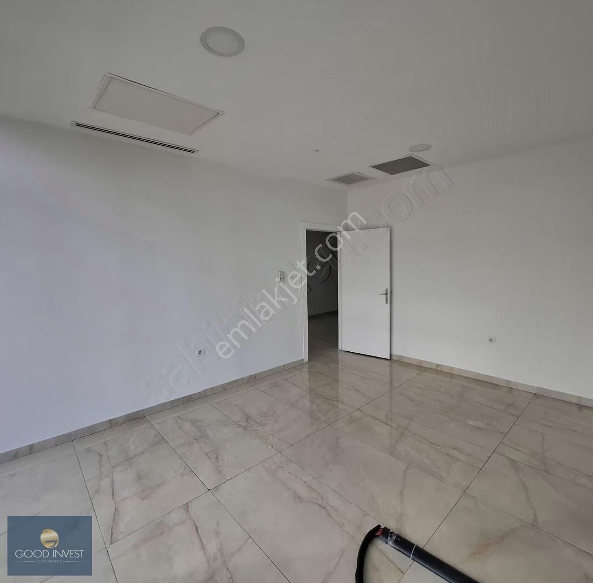 Şehrin Merkezinde Çankaya Da 1071 Usta Plazada Kiralık Köşe Ofis - Görsel 7